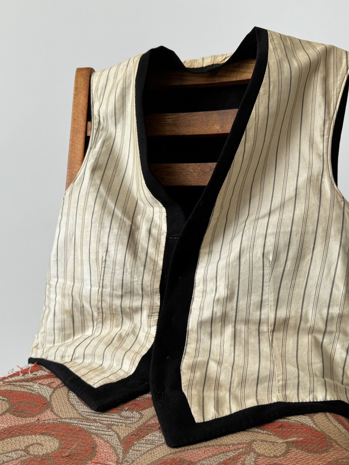 Japanese Brand × Vintage Early 20th Century Antique Edwardian Era French Waistcoat Size US S / EU 44-46 / 1 - 7 Thumbnail