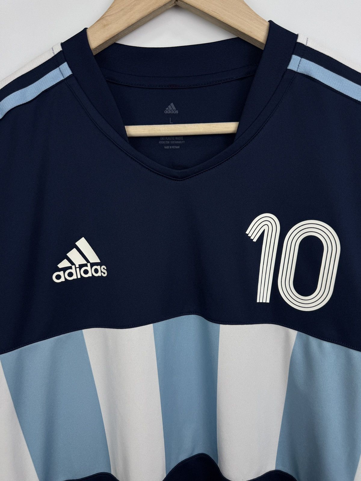 Adidas 🇦🇷 2022 Adidas Messi #10 Argentina Training Football Jersey Size US L / EU 52-54 / 3 - 6 Thumbnail