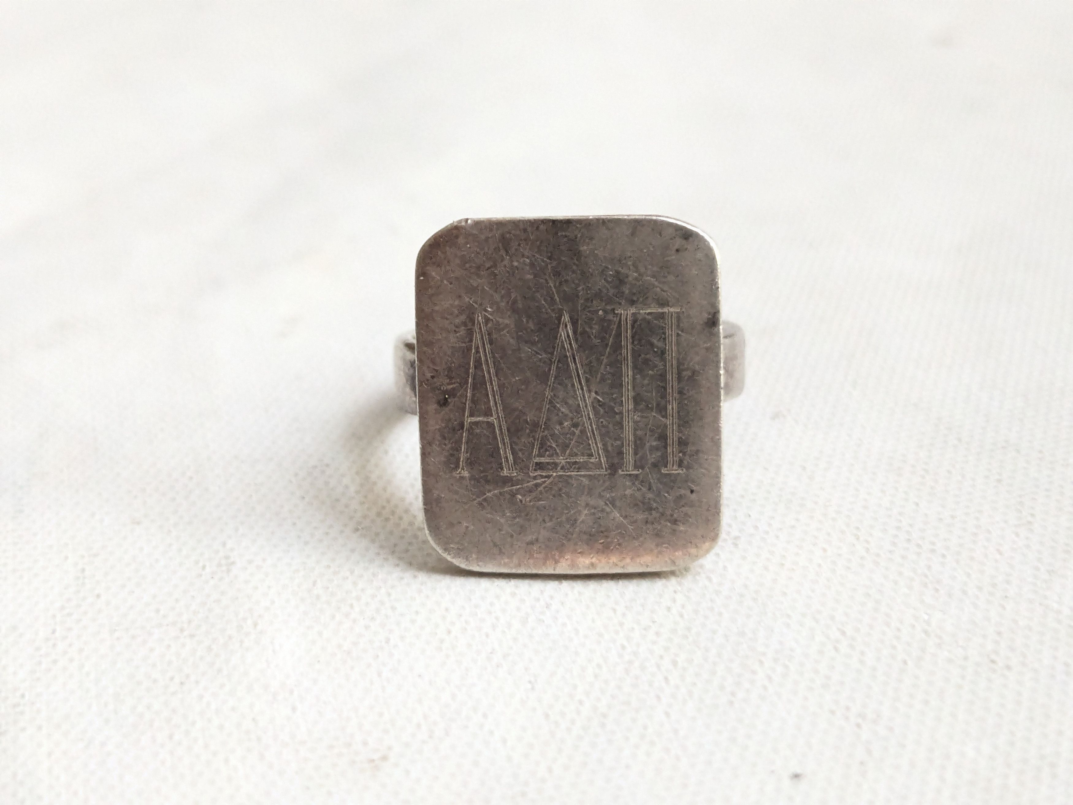 Jewelry Vintage Sterling Silver Signet Ring Rectangle Engraved 6.25 Size ONE SIZE - 3 Thumbnail