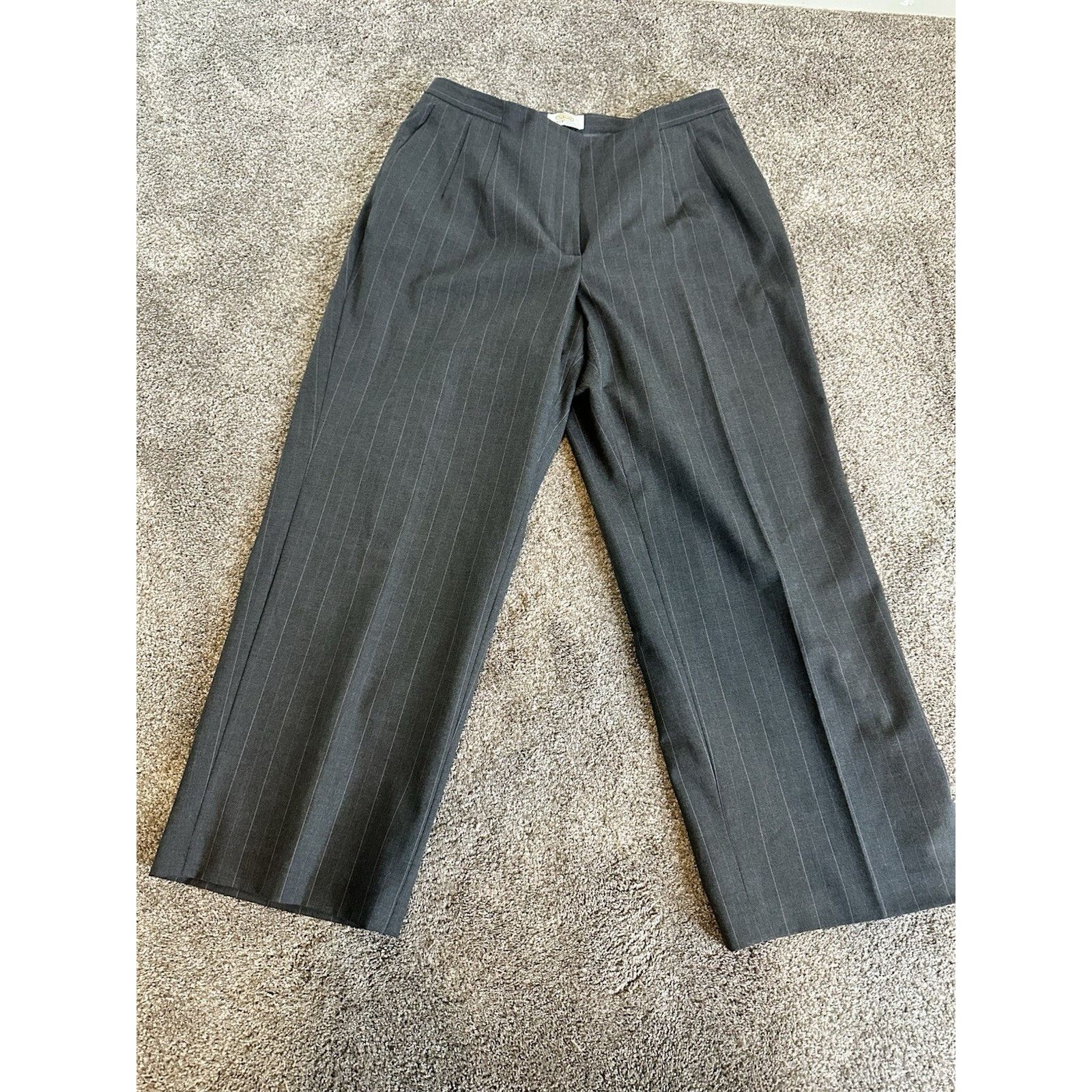 Talbots Talbots Pinstripe Pants Womens 16W Gray Pink Front Zip Size 38" / US 16 / IT 52 - 1 Thumbnail