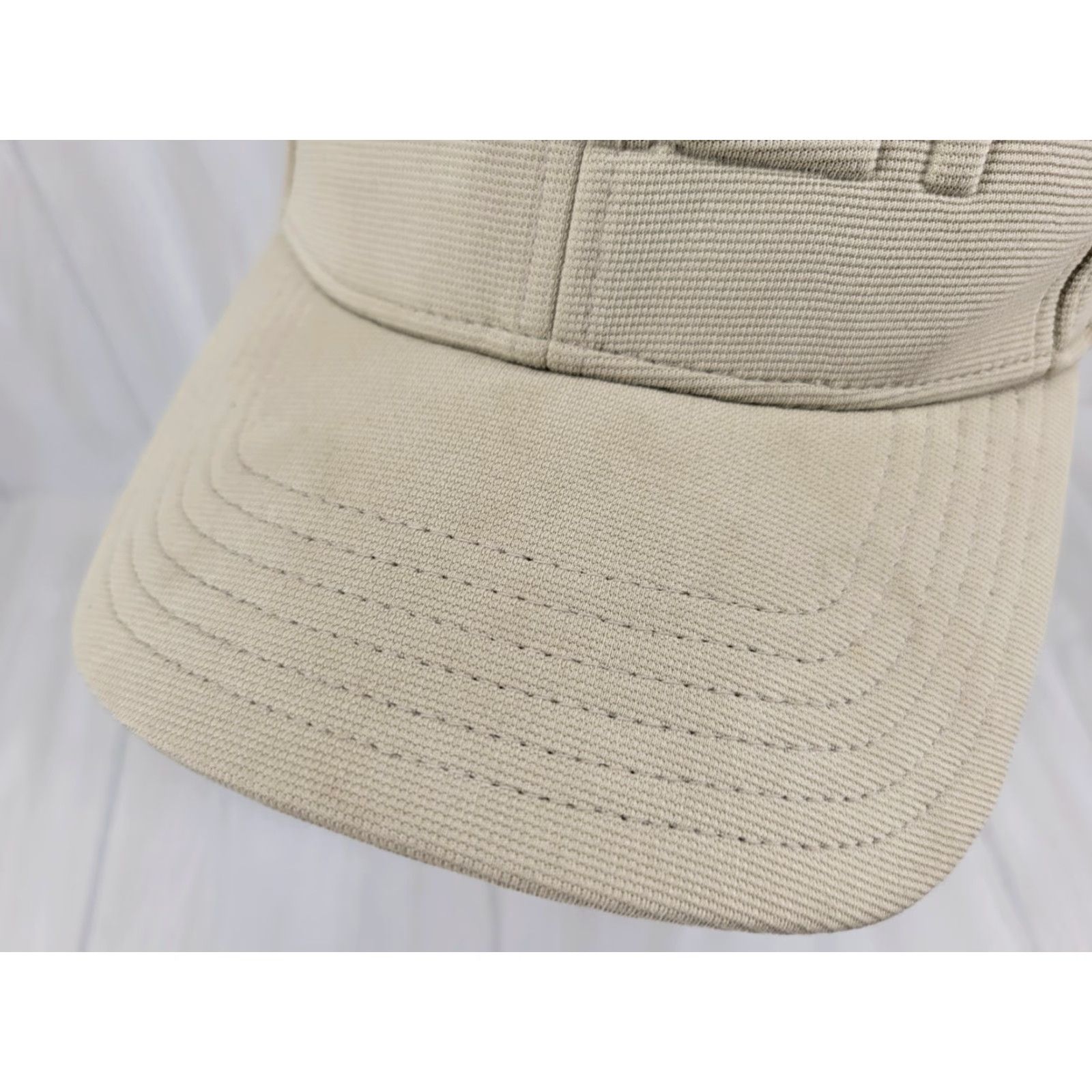 Oakley VINTAGE Oakley Hat One Size Tan Flex FIT L/XL Raised LOGO Men Baseball Cap 90s USA Outdoor Adjustable Breathable Distressed Size ONE SIZE - 3 Thumbnail