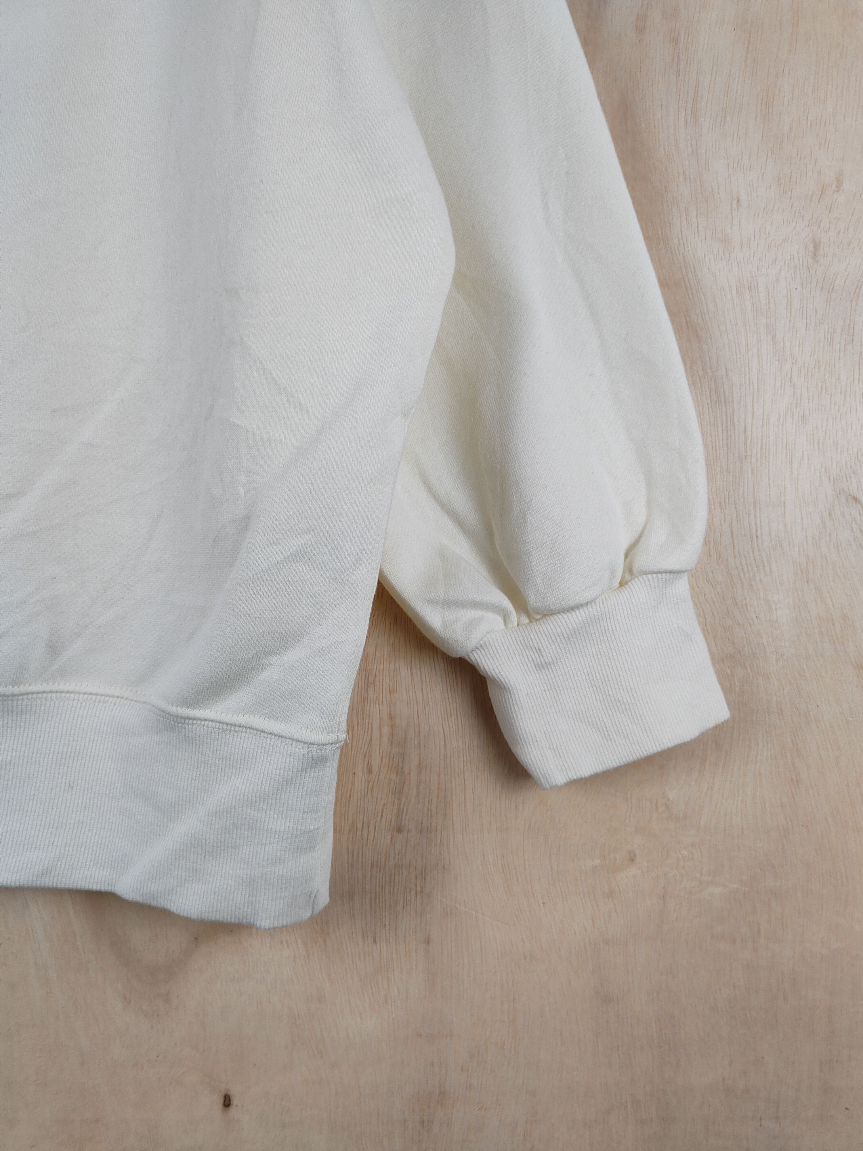 Japanese Brand × Vintage W Closet Ivory Sweatshirts #S2553 Size US XL / EU 56 / 4 - 7 Thumbnail