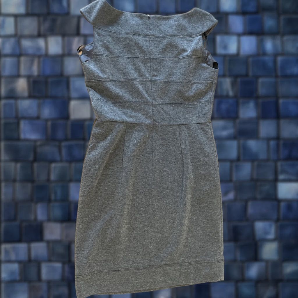 Ralph Lauren Ralph Lauren LRL Size 10 Women Gray Sleeveless Sheath Career Dress Knee Length Dress Size L / US 10 / IT 46 - 1 Thumbnail