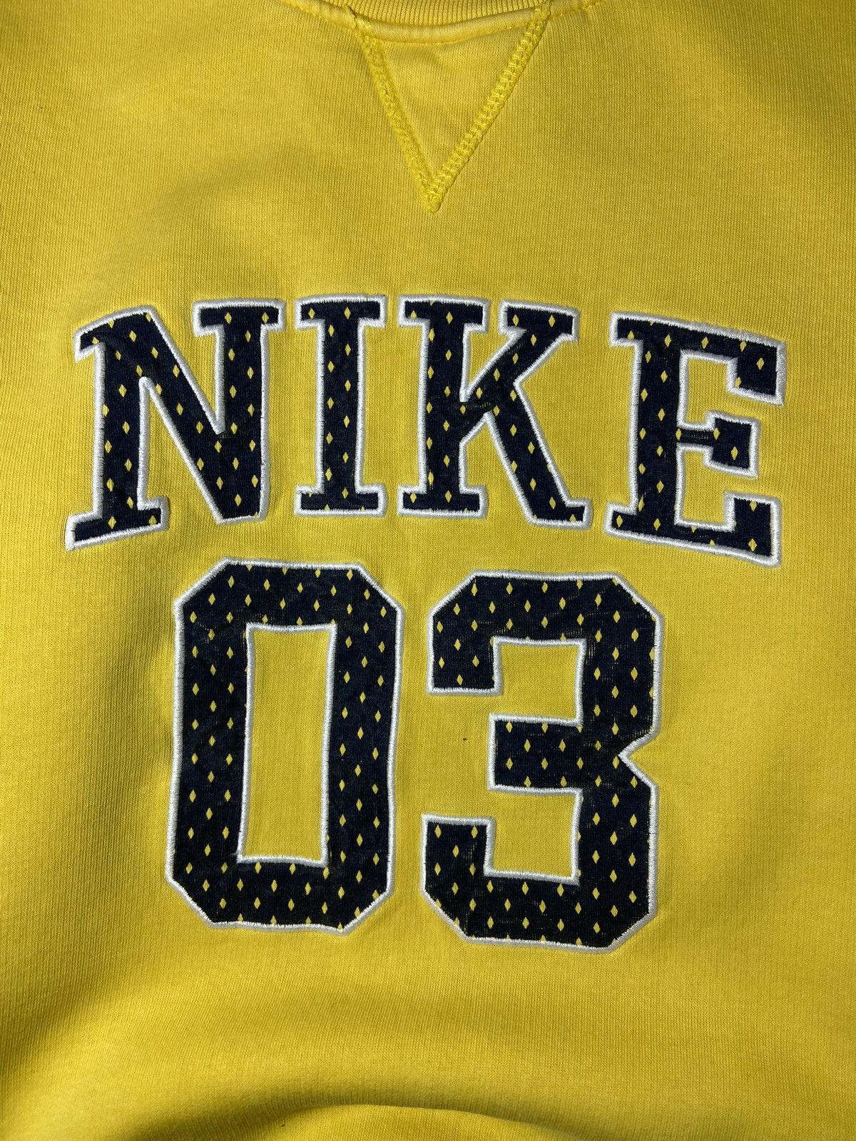 Other 💥Nike vintage y2k yellow sweatshirt‼️ Size US M / EU 48-50 / 2 - 5 Thumbnail