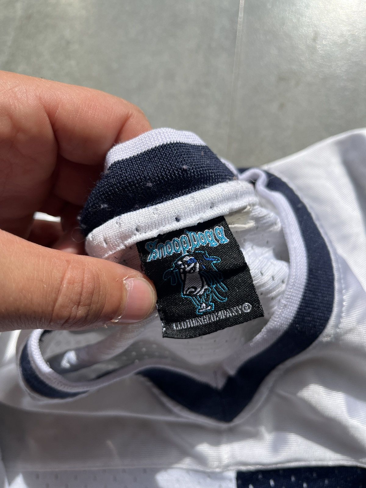 Snoop Dogg White & Navy Blue Snoop Dogg Jersey Early 2000s - Rare Find Size US L / EU 52-54 / 3 - 10 Thumbnail