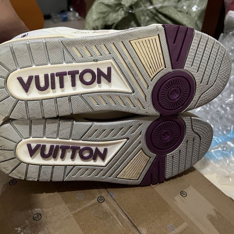 Louis Vuitton Louis Vuitton Trainer Fashion Sneakers in White and Purple Size US 9.5 / EU 42-43 - 4 Thumbnail
