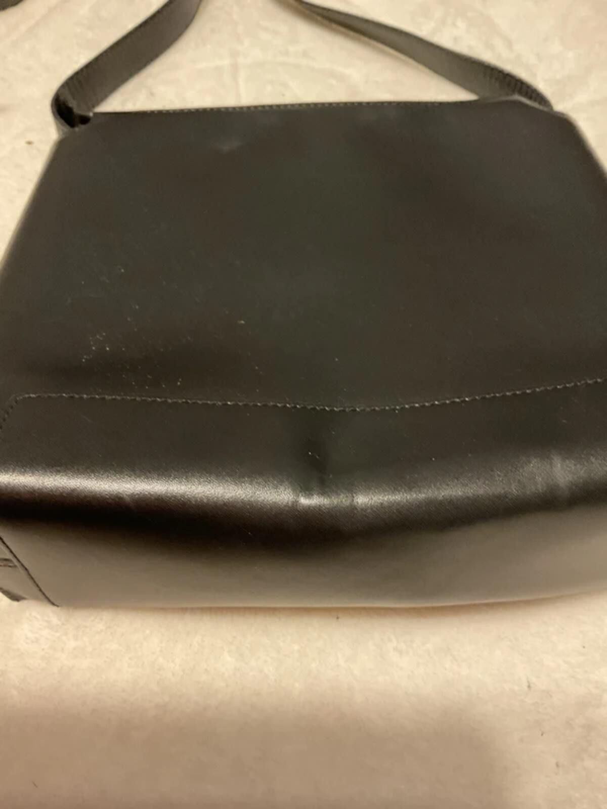 Aigner Aigner designer leather black shoulder purse bag Size ONE SIZE - 5 Thumbnail