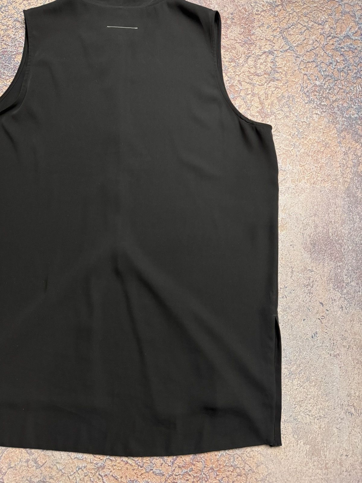 Maison Margiela Vest Maison Margiela MM6 tee t-shirt Y2K Size US L / EU 52-54 / 3 - 15 Thumbnail