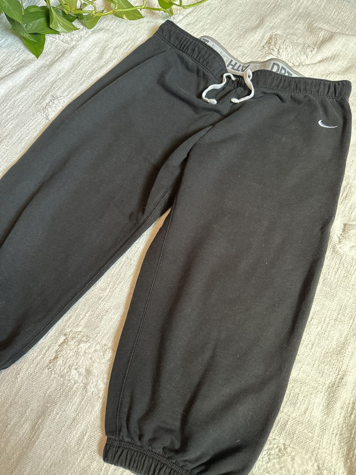 Nike Cropped Nike Joggers Size 28" / US 6 / IT 42 - 5 Thumbnail