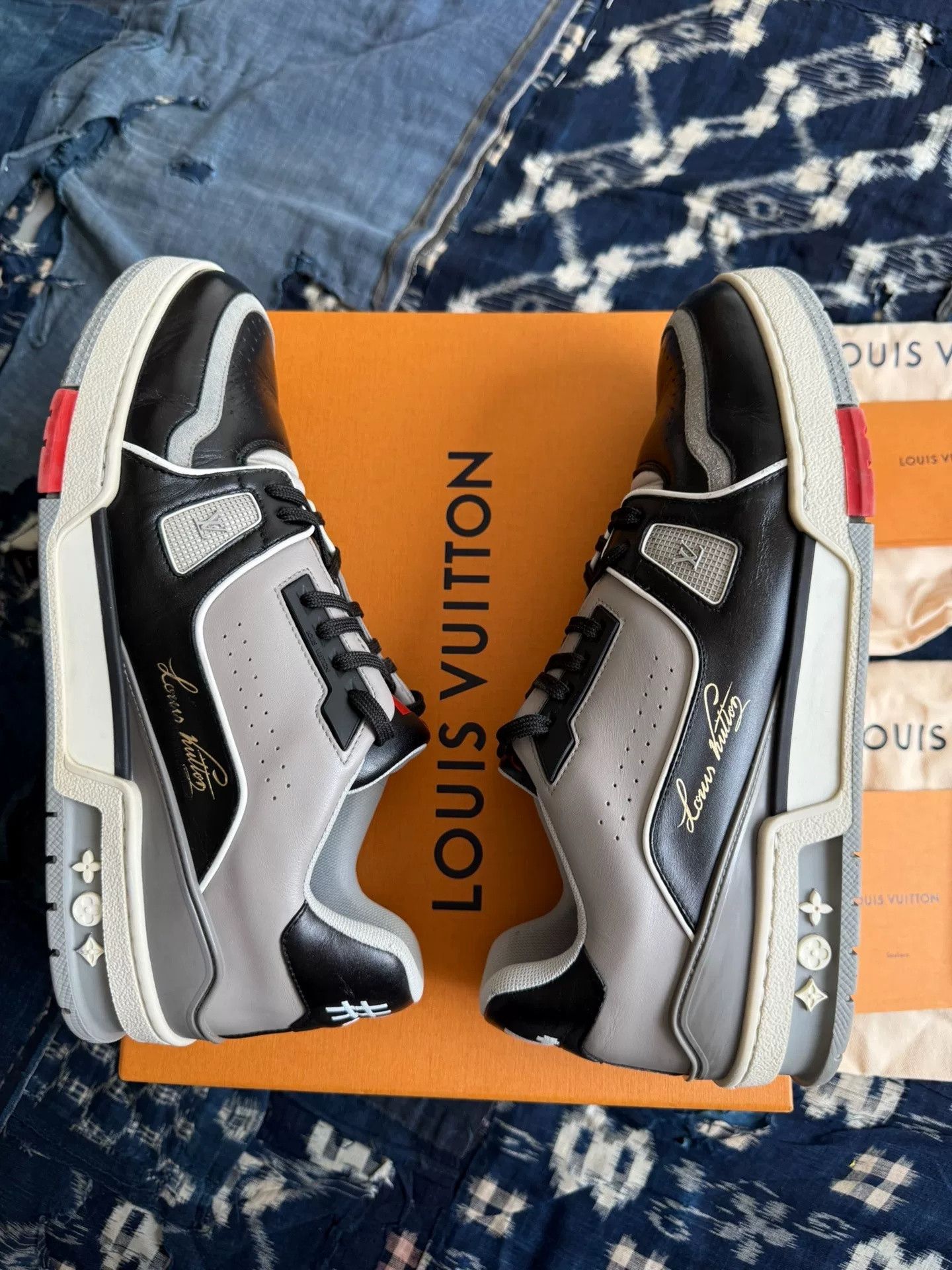 Louis Vuitton Louis Vuitton LV Trainer Black Cement Original Size US 10 / EU 43 - 3 Thumbnail
