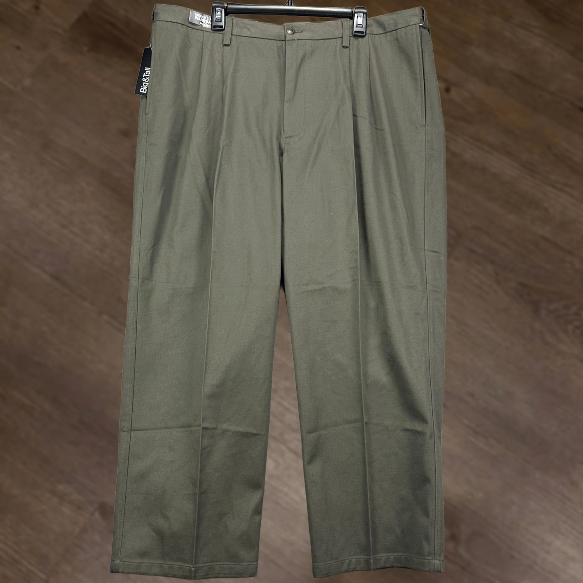 Vintage St. John's Bay Pants Khaki Men 44X29 Big Tall Olive Green Pleated Relaxed Fit NEW Size US 44 / EU 60 - 1 Thumbnail