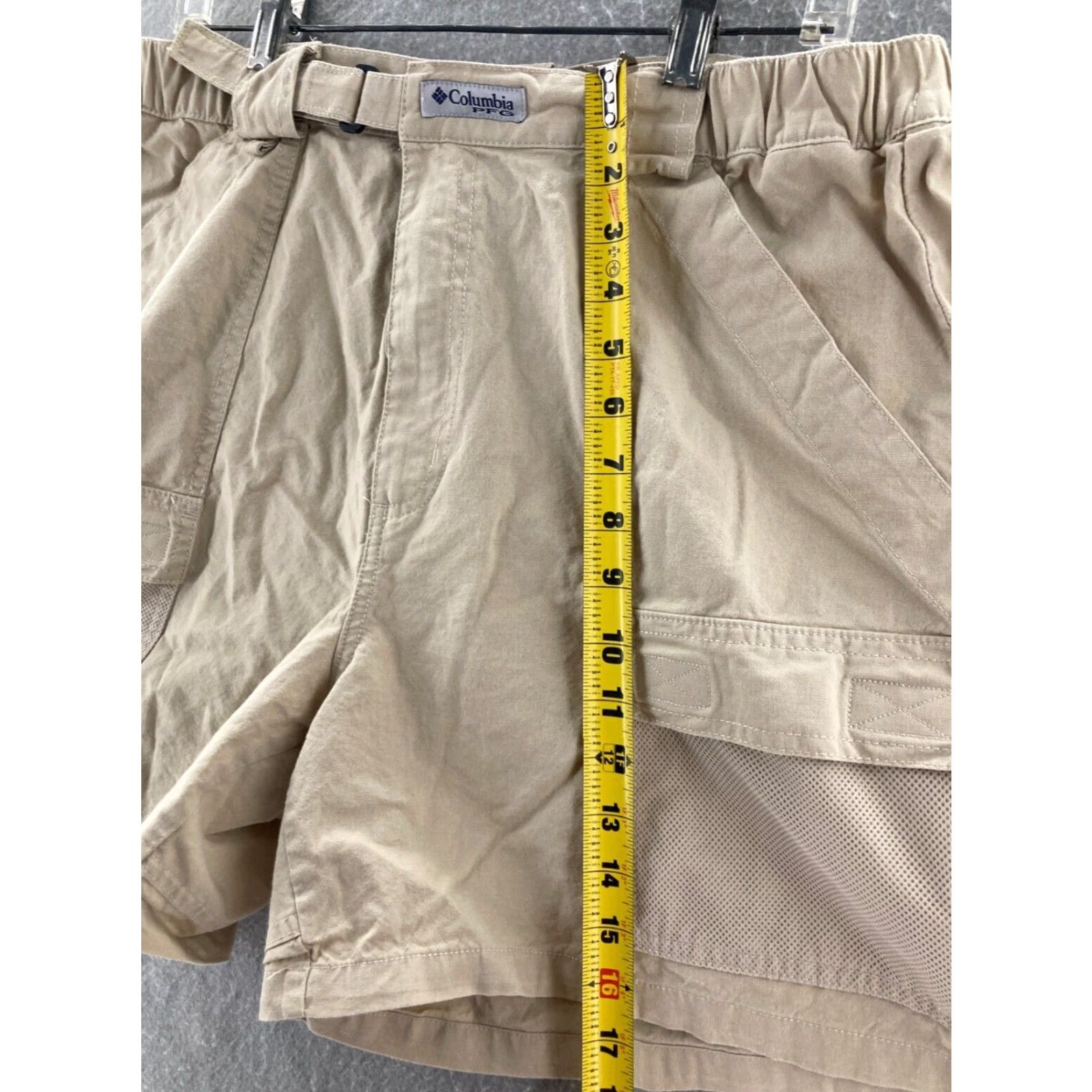 Vintage Columbia PFG Womens Shorts Large Khaki Cargo Outdoor Hiking Size 36" / US 14 / IT 50 - 3 Thumbnail
