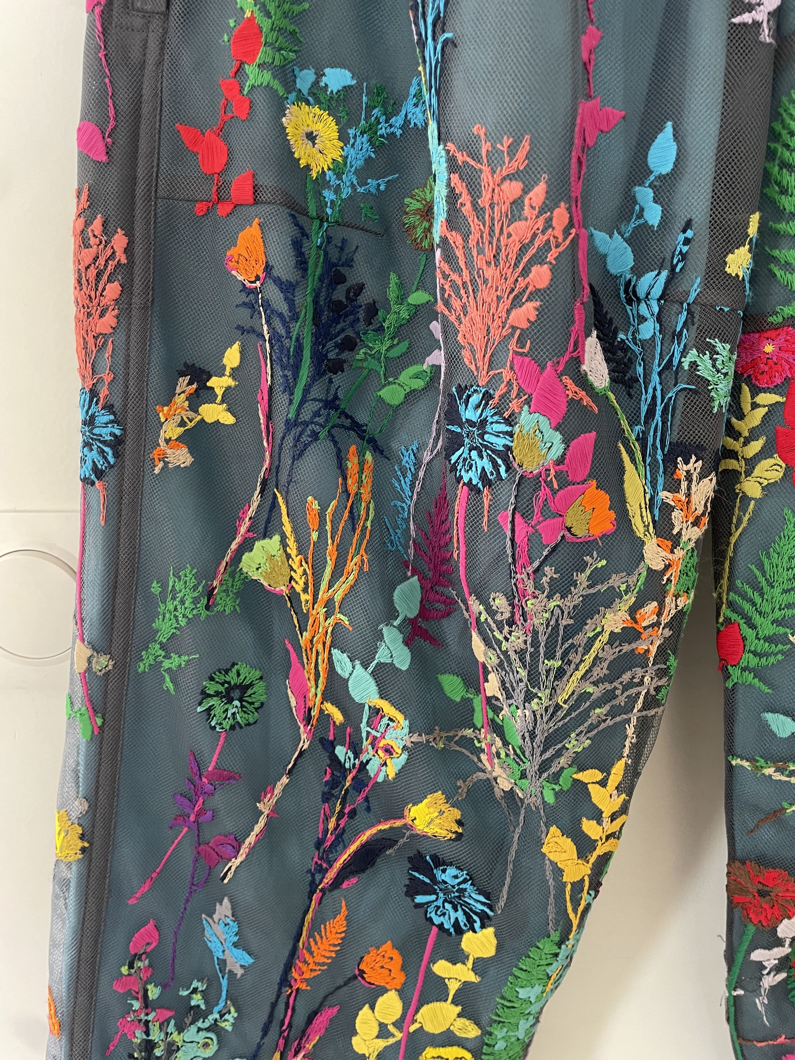 Louis Vuitton LOUIS VUITTON ULTRA RARE JAPAN EXCLUSIVE EMBROIDERED PANTS Size US 28 / EU 44 - 7 Thumbnail