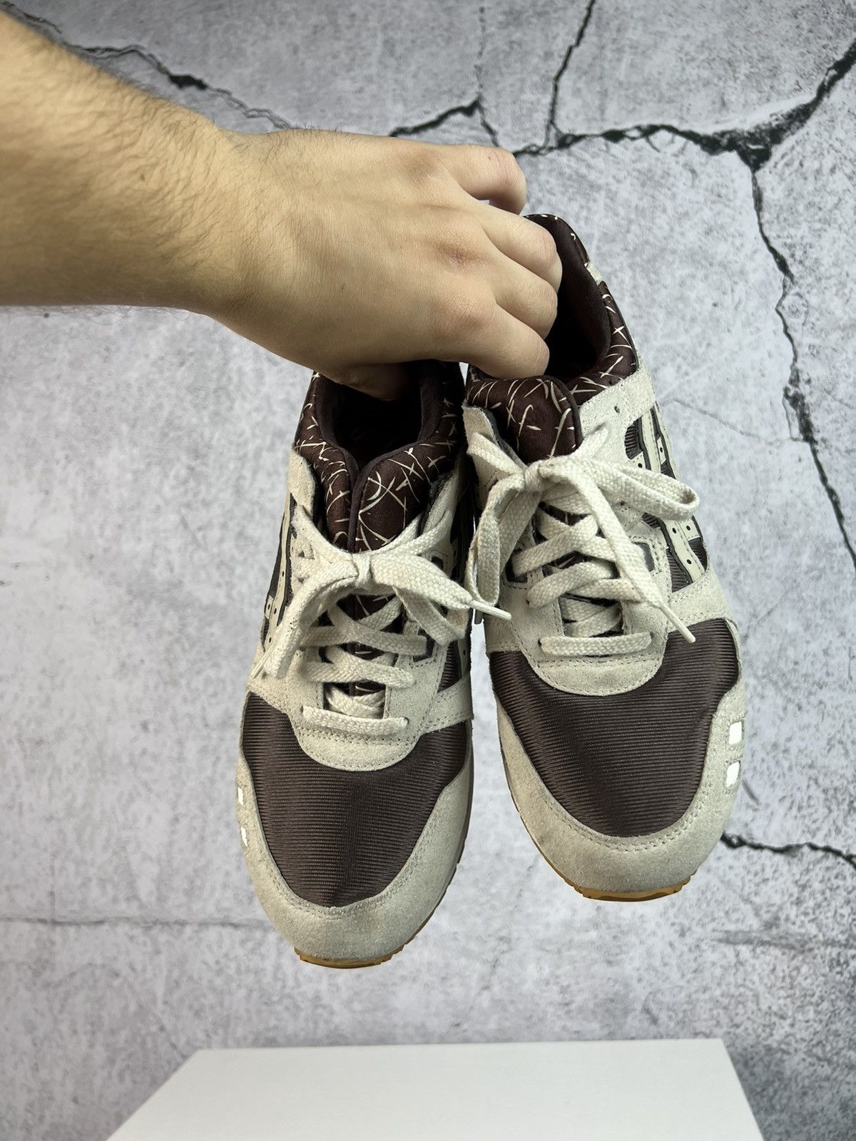 Asics Asics Gel-Lyte III Valentine Pack Chocolate Dark Brown/Sand Size US 9.5 / IT 39.5 - 4 Thumbnail