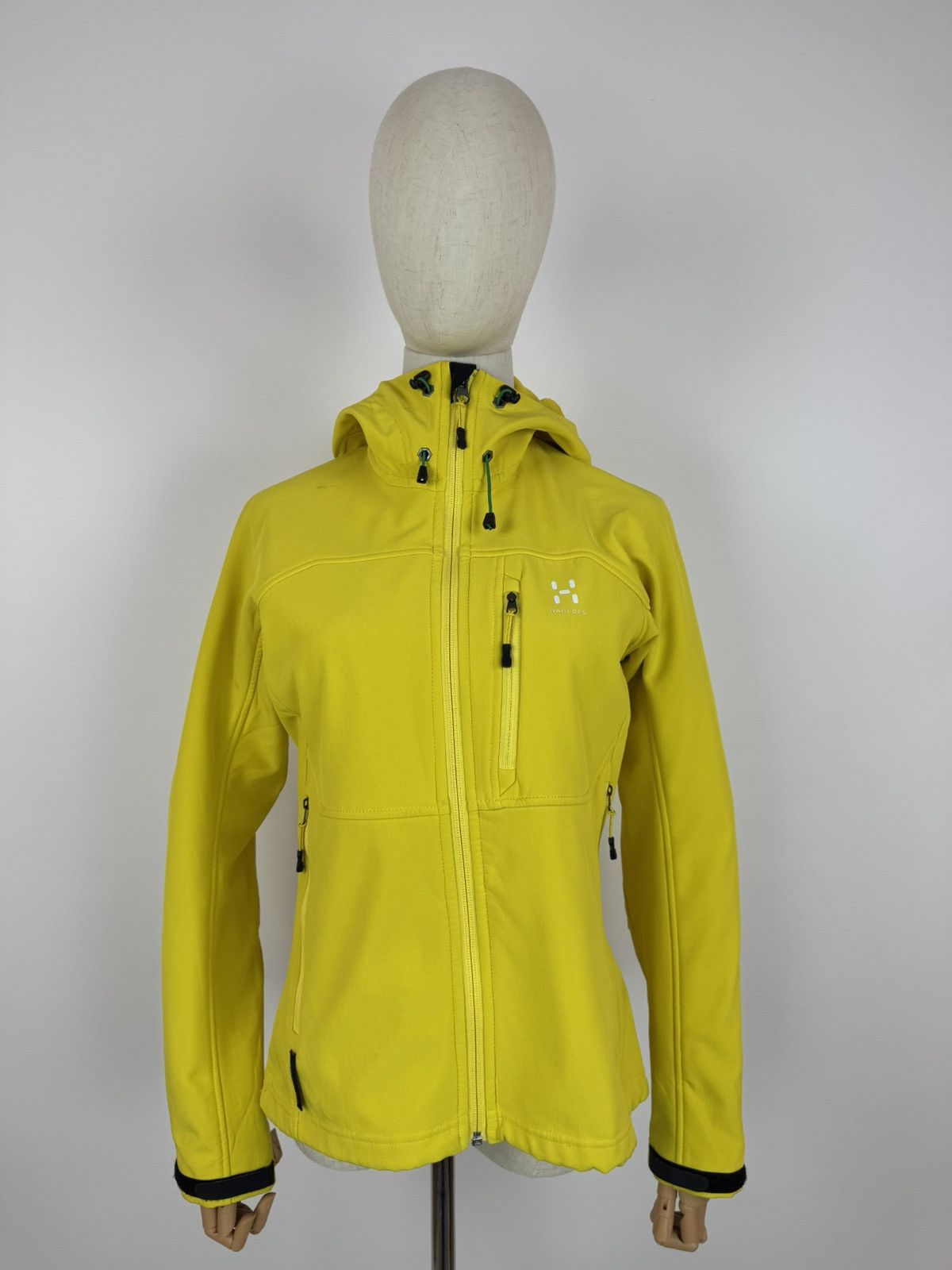 Haglofs Haglofs Softshell Jacket Womens Windstopper gorpcore Hiking Size S / US 4 / IT 40 - 2 Thumbnail