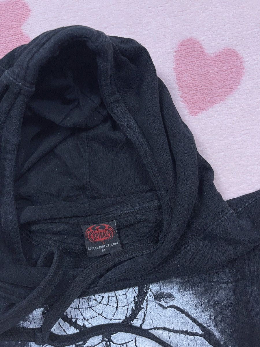 Vintage ➕ y2k vintage wolf spirit animal boxy hoodie washed black Size US M / EU 48-50 / 2 - 4 Thumbnail
