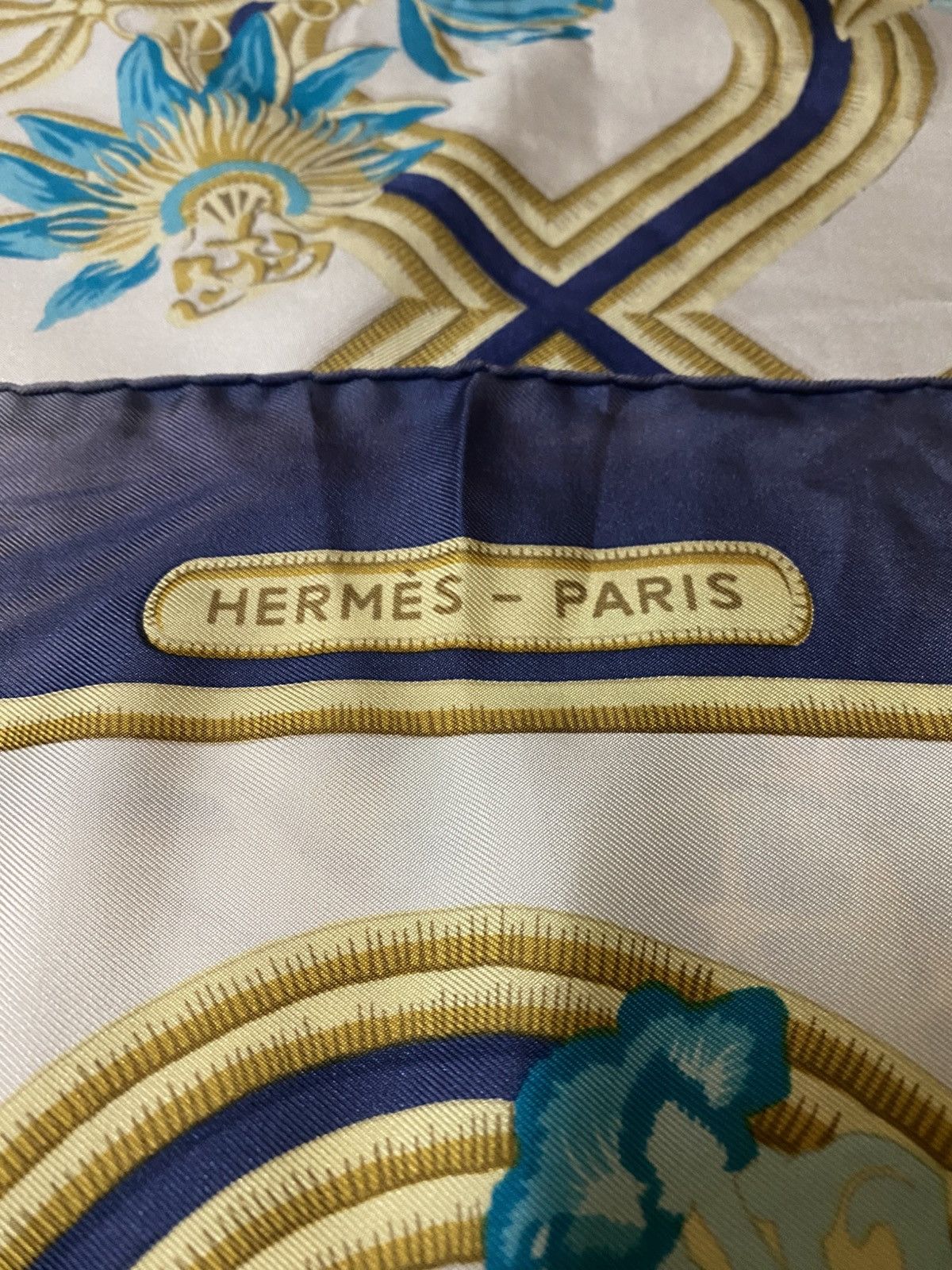 Hermes HERMES Scarf 100% Silk CARAIBES Caribbean Birds Green Ivory Size ONE SIZE - 14 Thumbnail