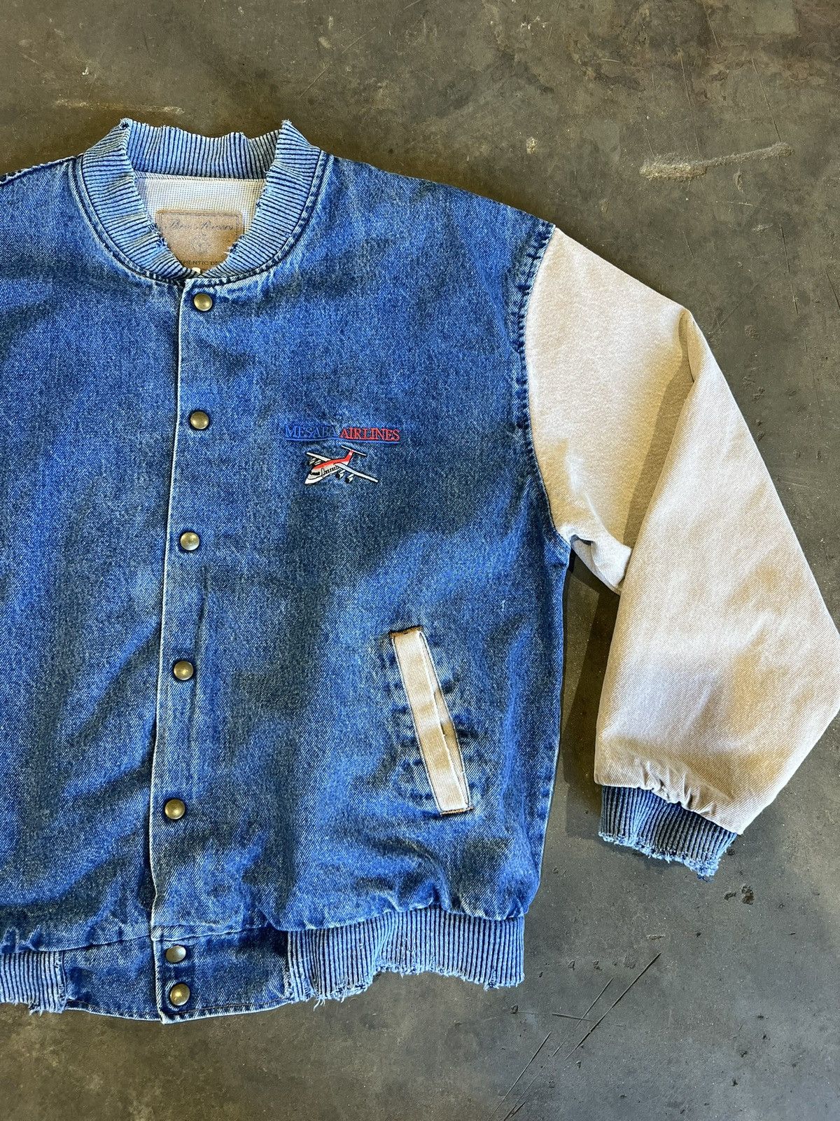 Vintage Vintage Mesara Airlines Denim Canvas Varsity Jacket Size US L / EU 52-54 / 3 - 4 Thumbnail