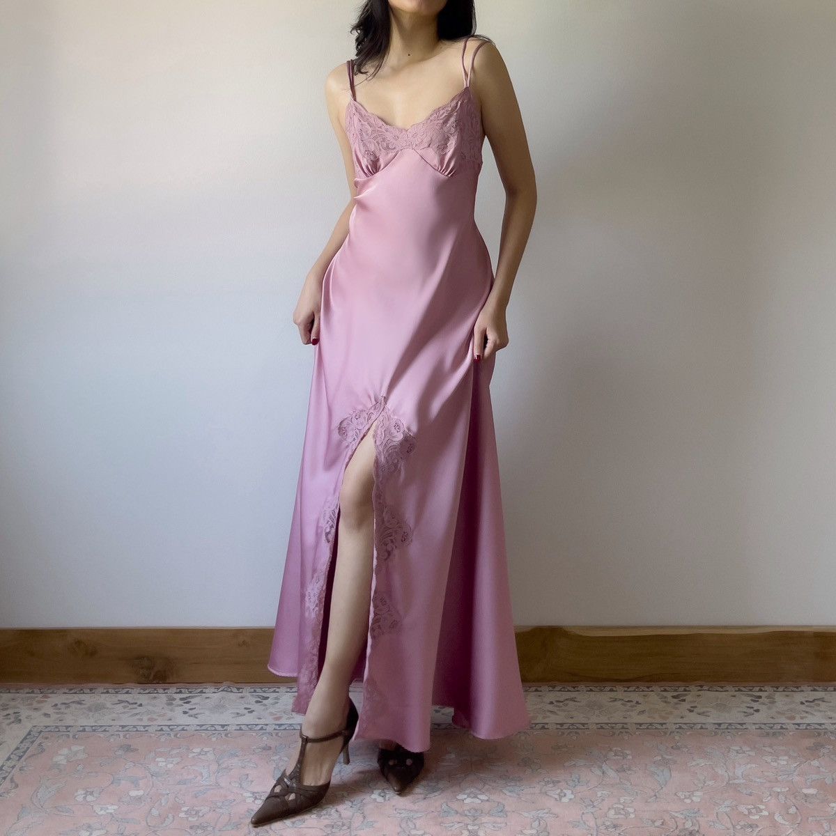 Vintage Lily of France 1990s Dusty Rose Satin Slip Gown (S–M) Size M / US 6-8 / IT 42-44 - 7 Thumbnail