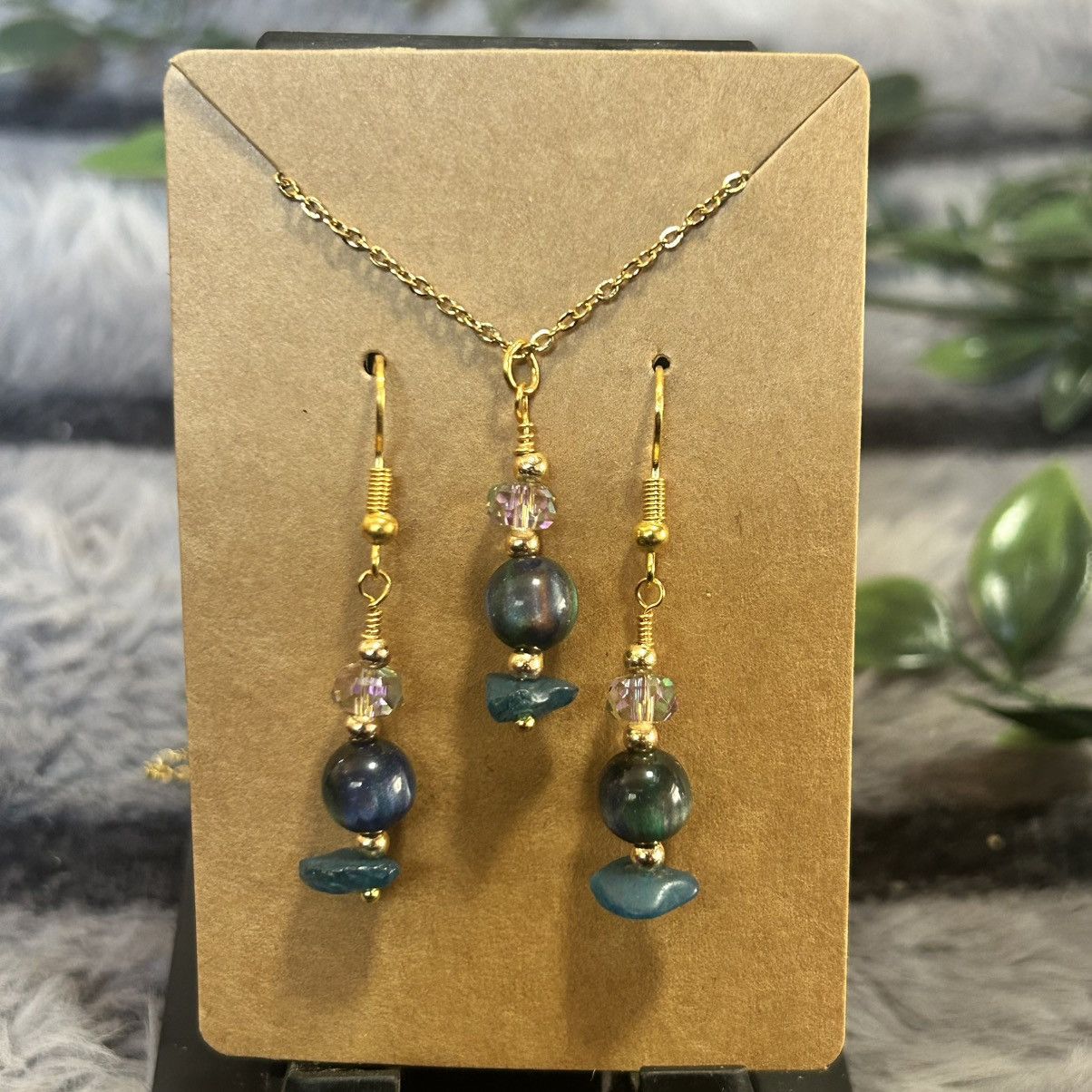 Handmade Handcrafted cat eye glass aurora borealis crystal set Size ONE SIZE - 2 Thumbnail