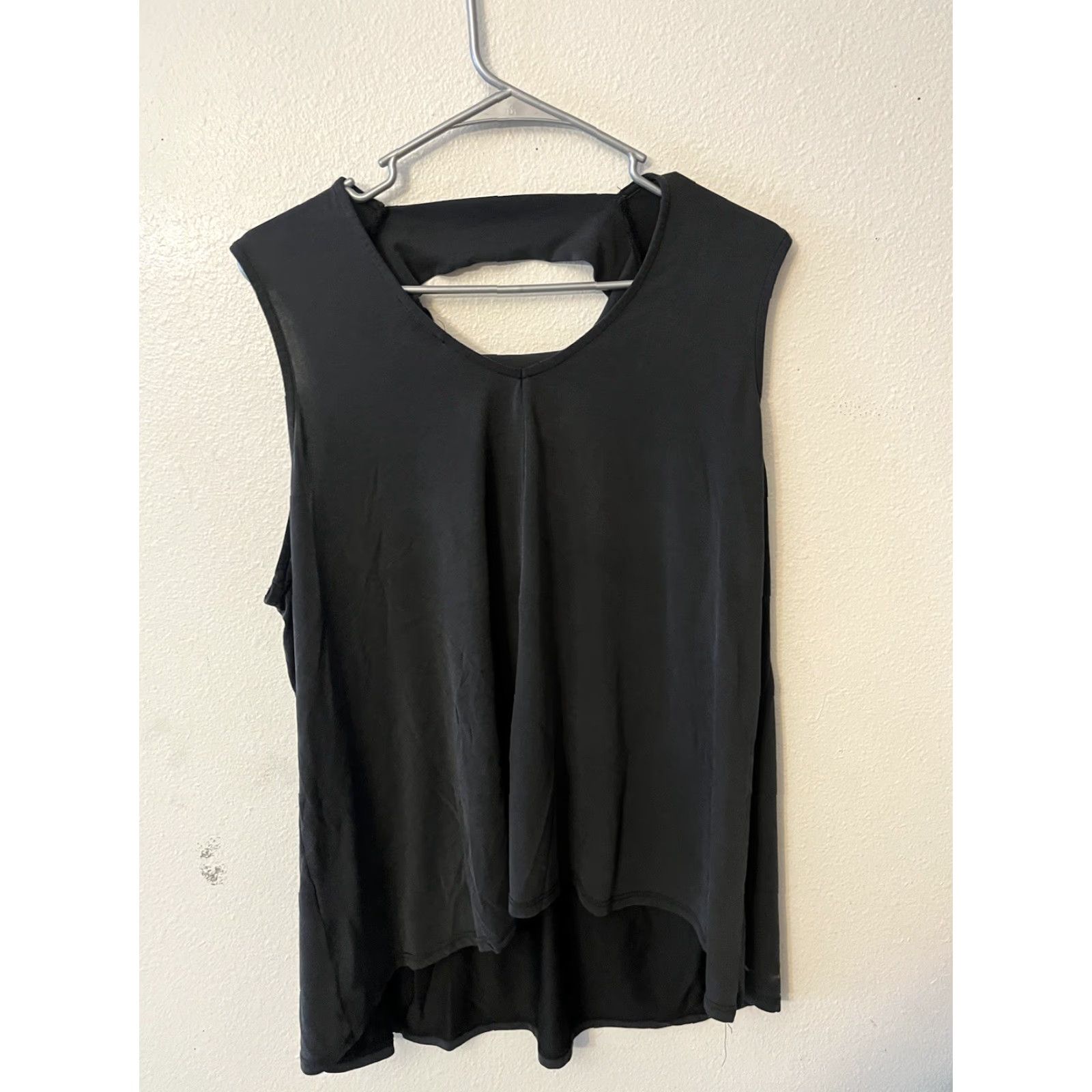 Torrid Torrid Tank Shirt Women 1X Black Round Neck Open Chest Loose Fitting Tank 1X Women Torrid Black Open Chest Tank Loose Fitting 1X Plus Size Women Size XL / US 12-14 / IT 48-50 - 2 Thumbnail