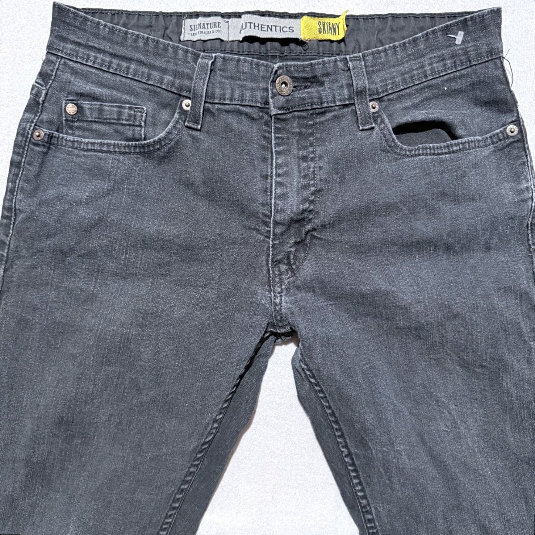 Vintage Signature by Levi Strauss Jeans Mens Black Denim Low Rise Stretch Skinny - 34x30 XS? Size US 34 / EU 50 - 3 Thumbnail