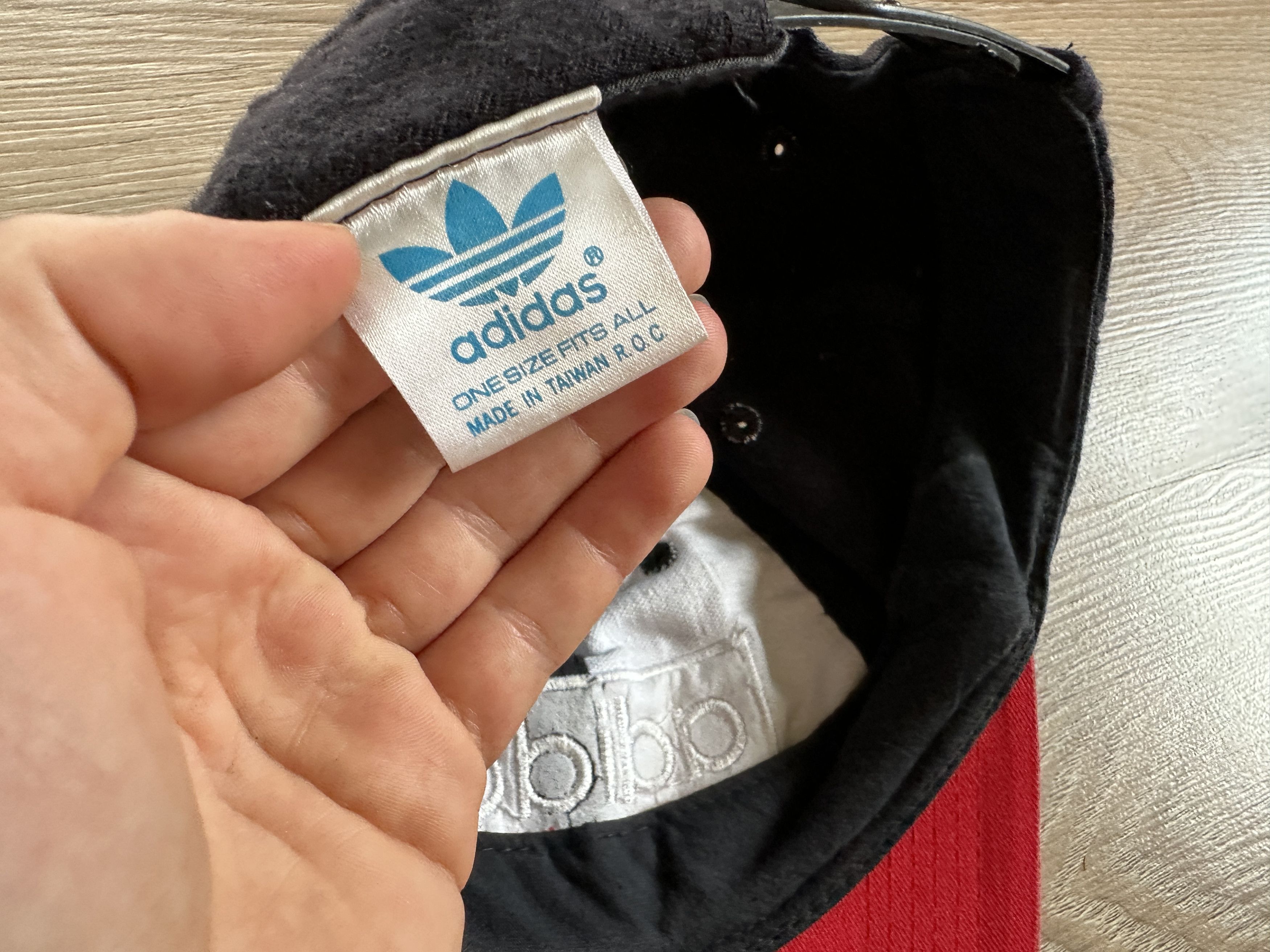 Adidas × Vintage Rare Adidas Copa Mundial Snapback Hat 1990s Size ONE SIZE - 8 Thumbnail