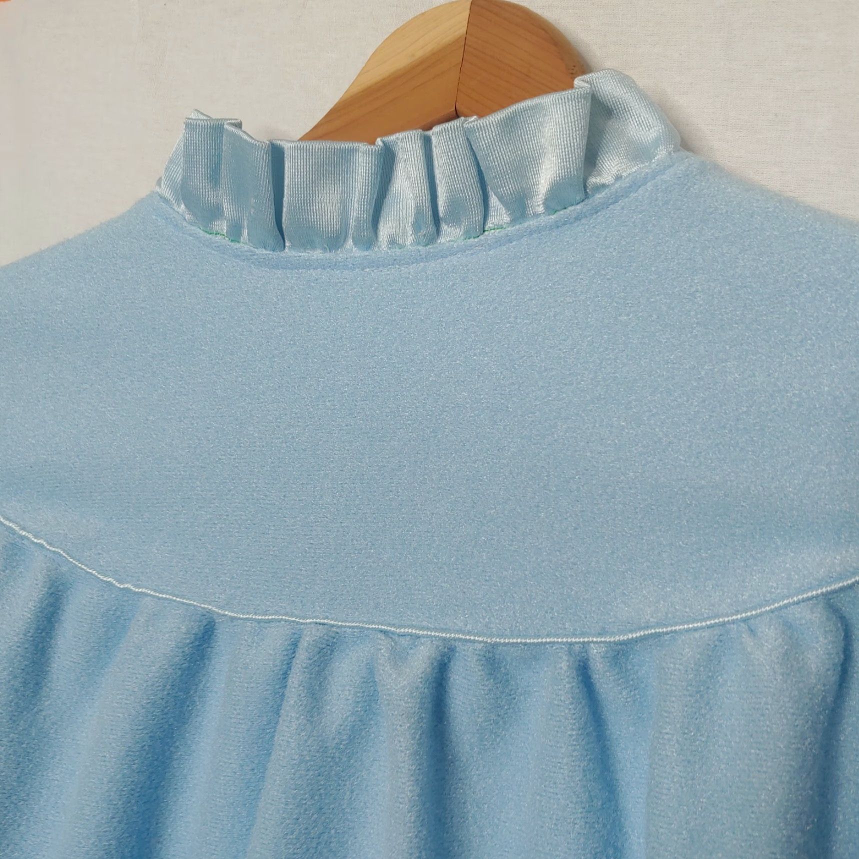 Vintage Vintage Regal Rose Womens M Nightgown Long Blue White Lace Fan Size ONE SIZE - 5 Thumbnail
