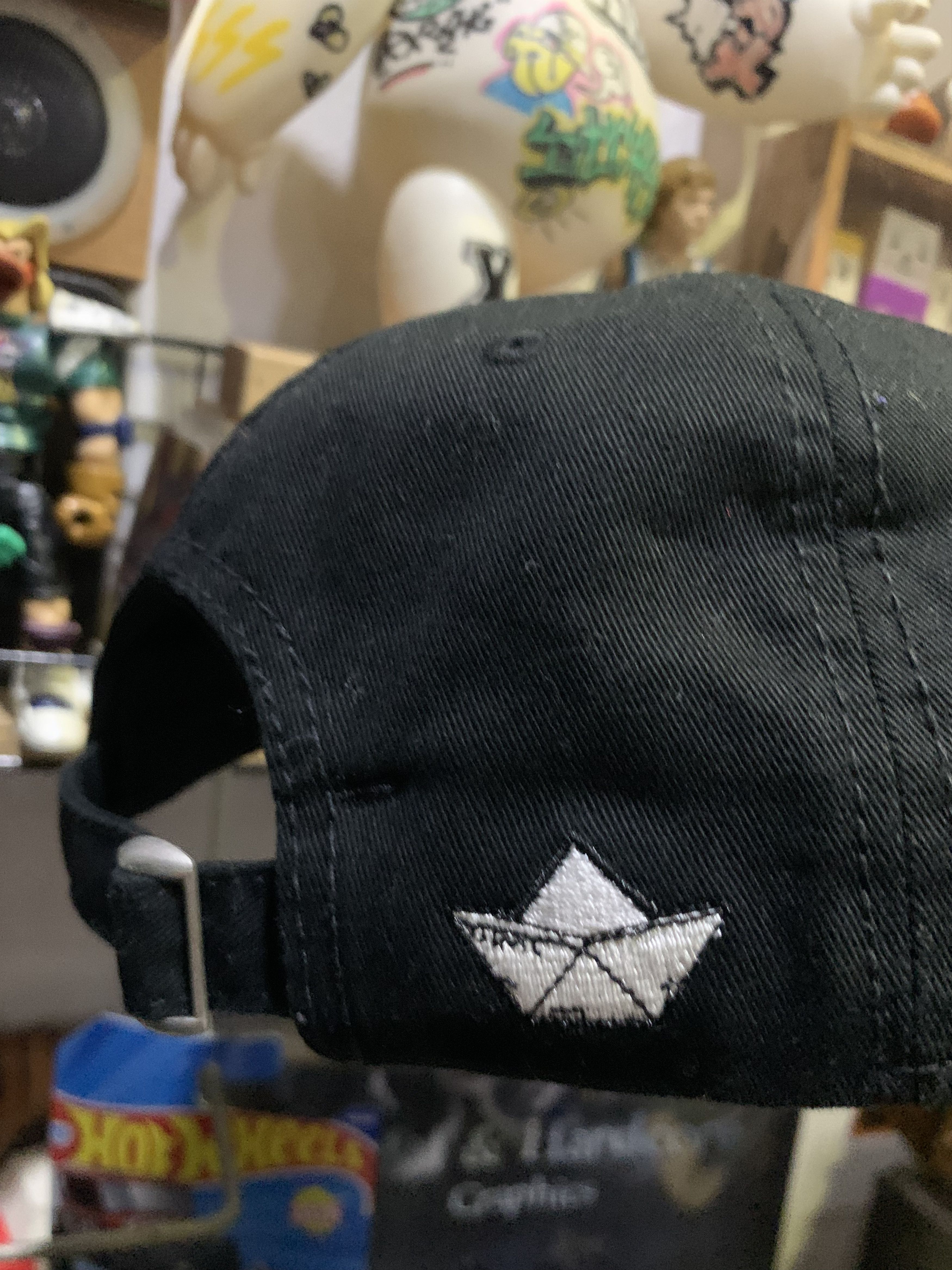 Expert Horror IT Movie Pennywise Baseball Hat Size ONE SIZE - 4 Thumbnail