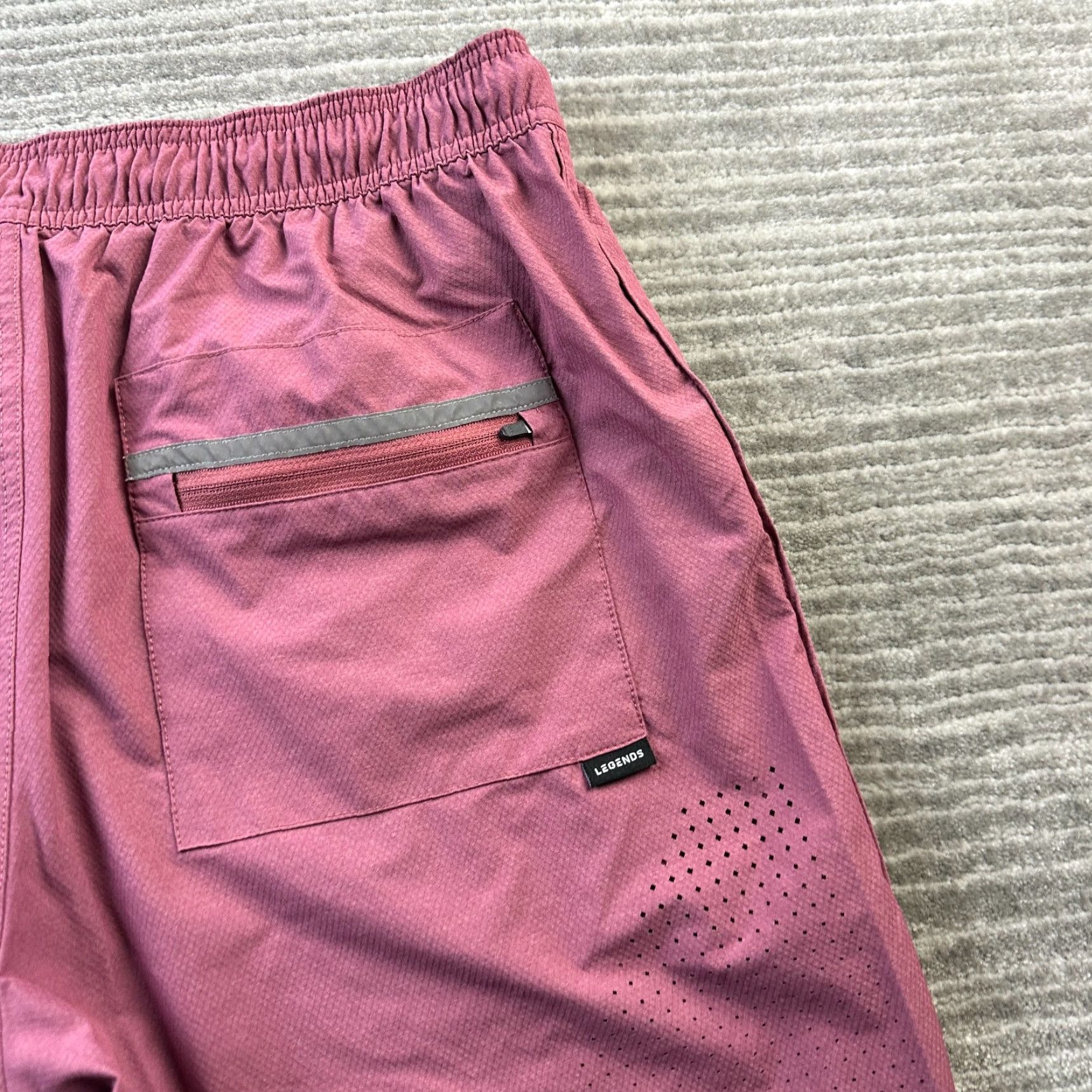 Vintage Legends Luka Shorts Mens Large Red 8" Gym Workout Stretch Drawstring Athletic Activewear Size US 33 - 4 Thumbnail