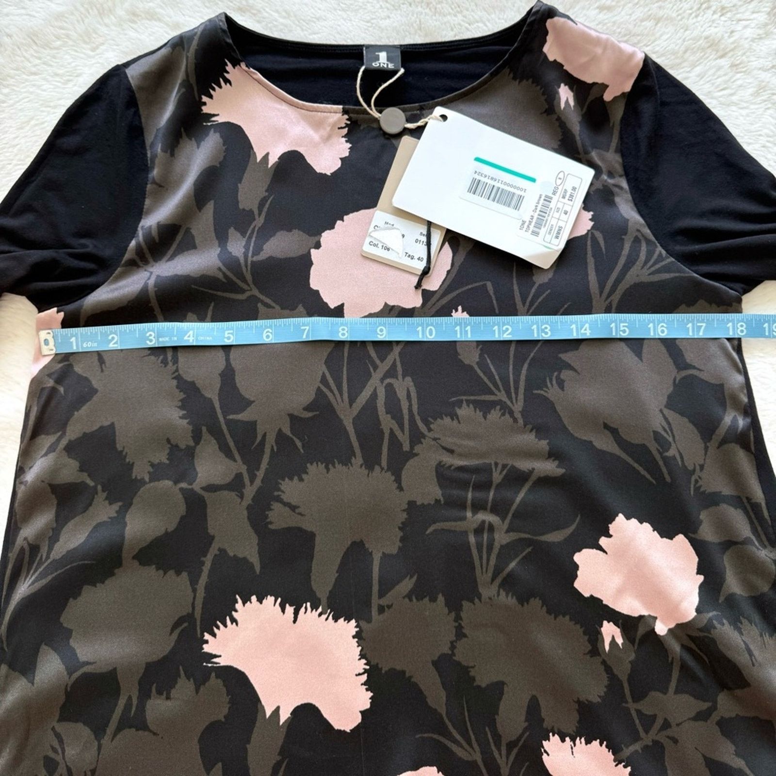 Other NWT!!! 1One women top size S Retail 381$ Size S / US 4 / IT 40 - 10 Thumbnail