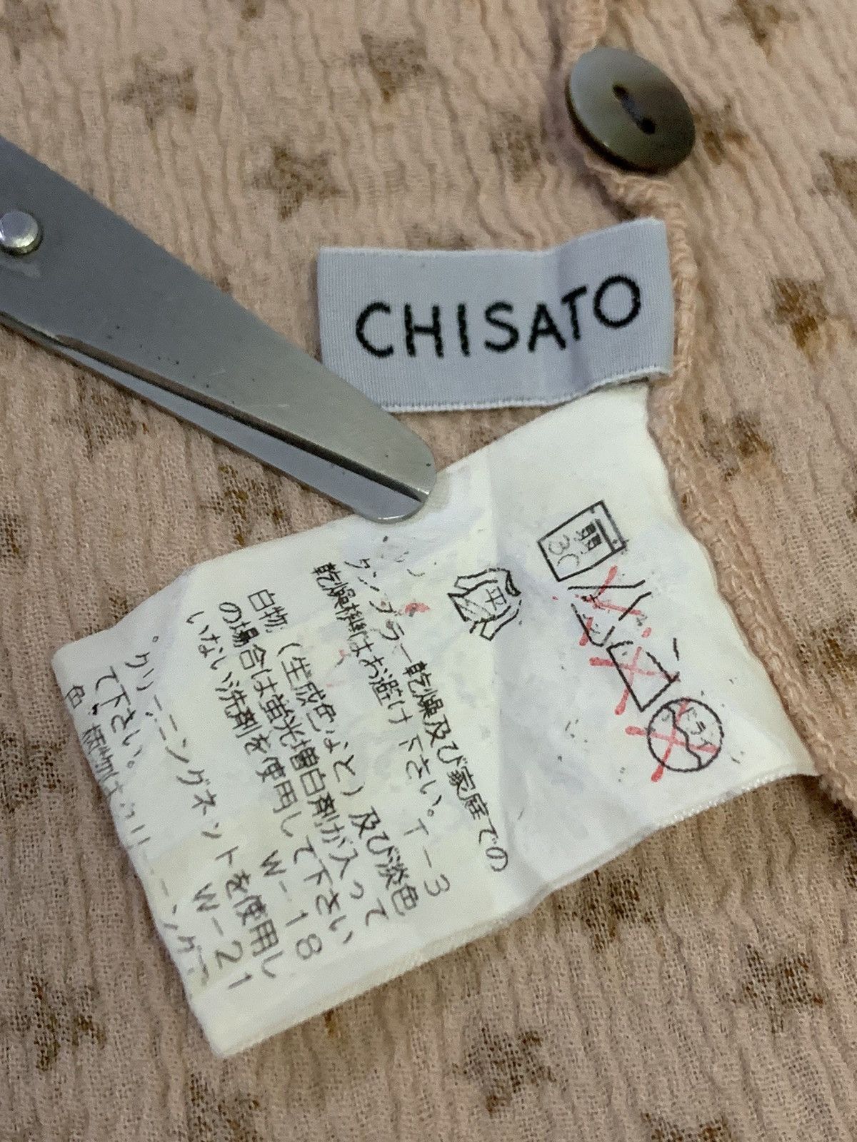 Issey Miyake TSUMORI CHISATO By Issey Miyake Crepe Pleated Star Button Up Size M / US 6-8 / IT 42-44 - 7 Thumbnail