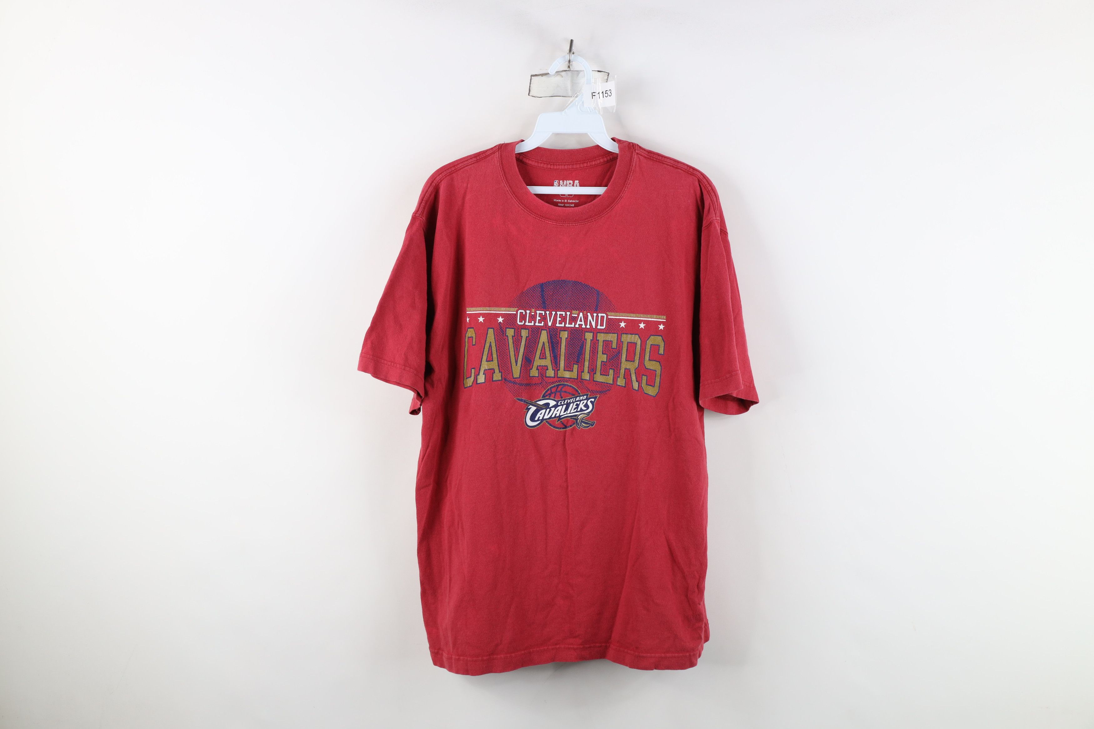 Vintage Vintage Y2K Cleveland Cavaliers Basketball T-Shirt Lebron Size US M / EU 48-50 / 2 - 1 Thumbnail