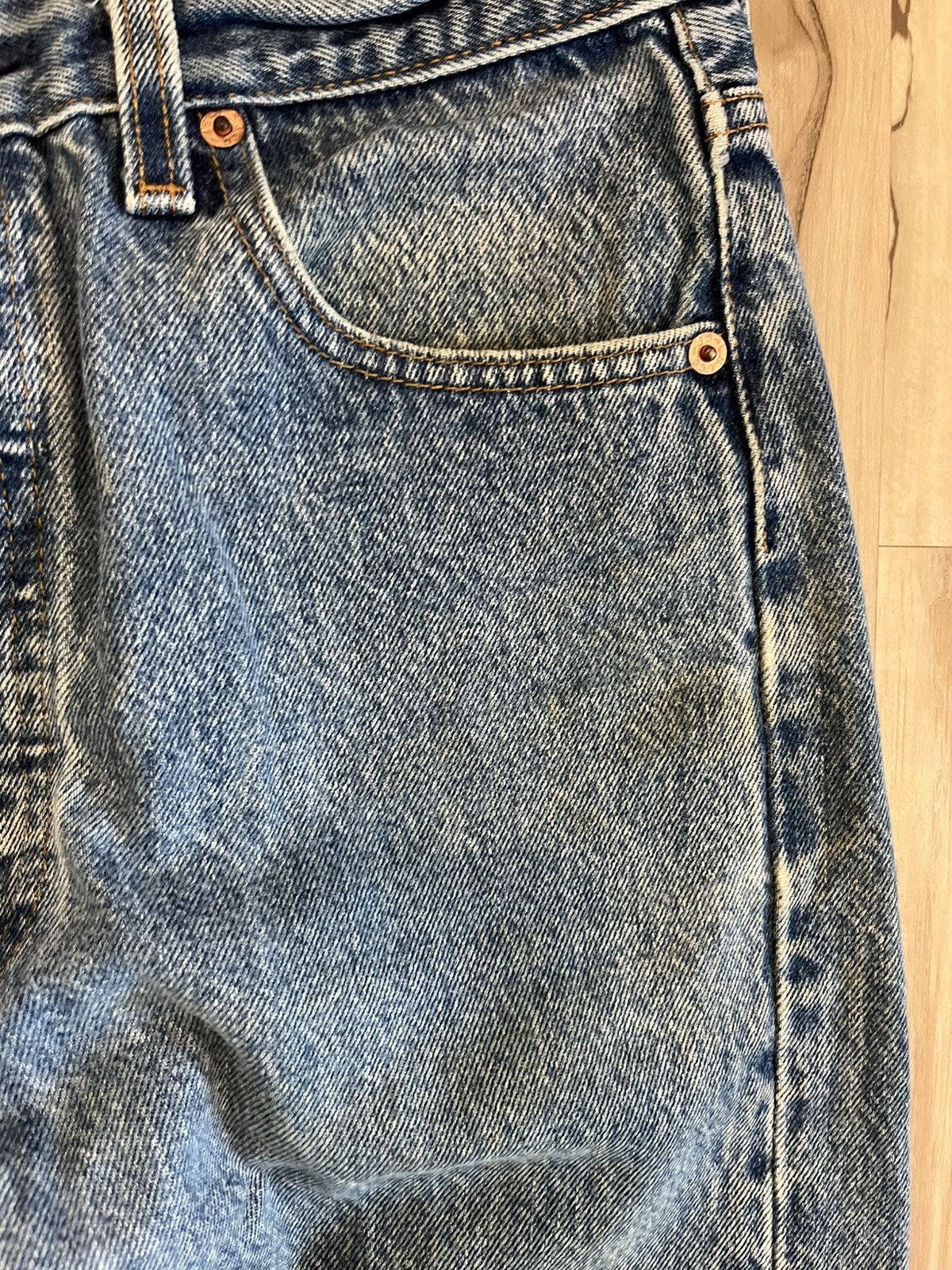Levi's × Vintage 90s Levi’s 501 made in USA jeans Size US 29 - 4 Thumbnail