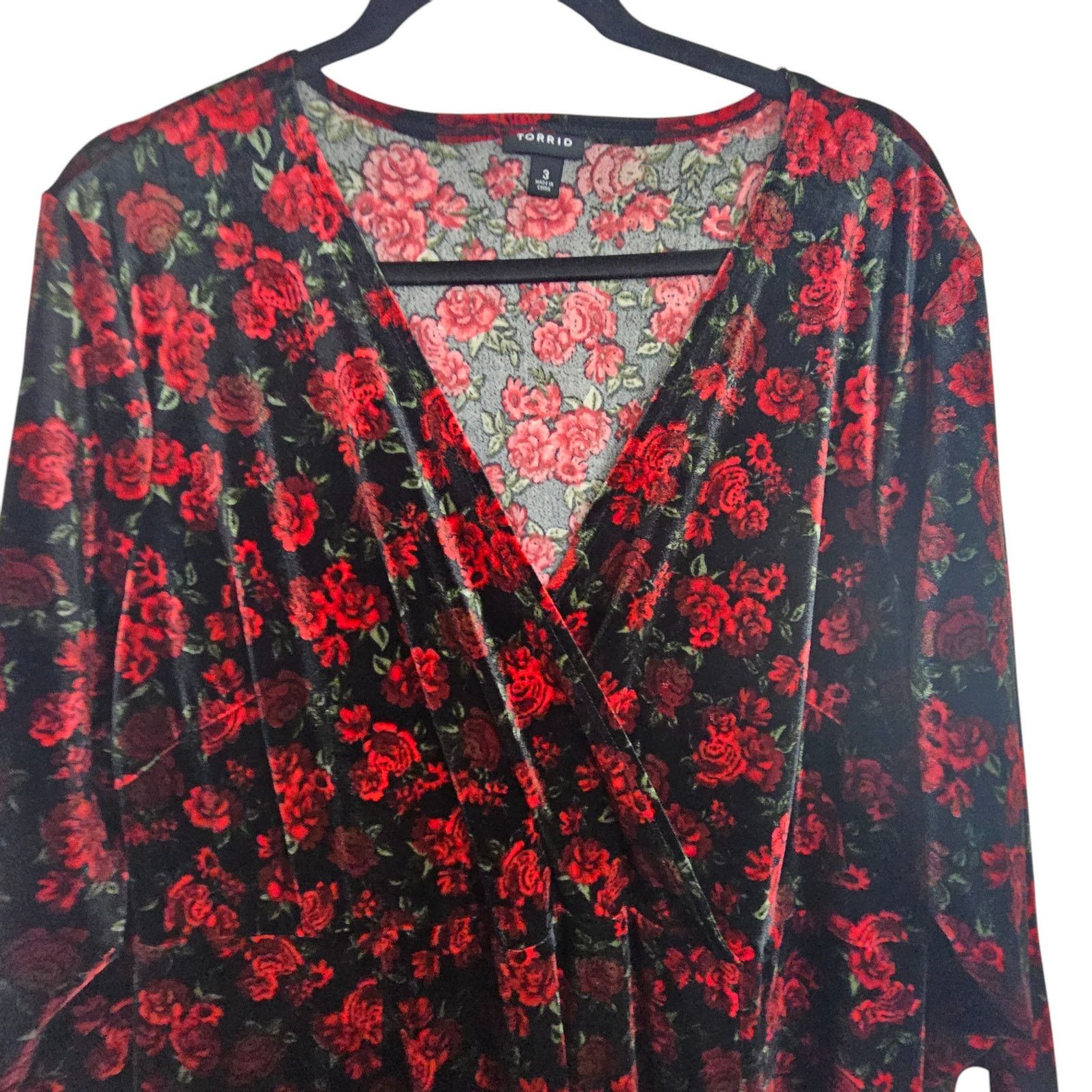 Torrid Torrid Womens Rose Floral Print Velvet Suprlice Mini Dress Size 3XL / US 20-22 - 3 Thumbnail