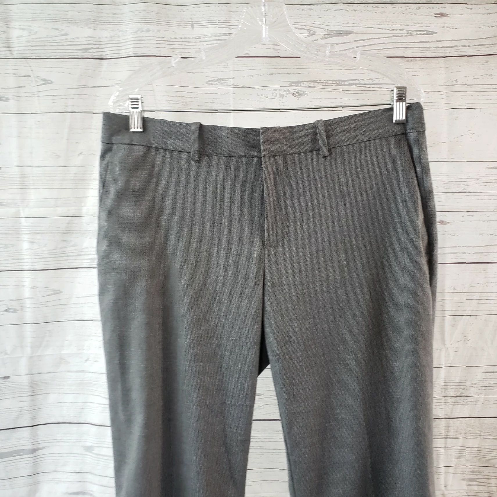 Banana Republic Banana Republic Womens Cropped Pants Sz 8 Gray Mid Rise Cuffed Pants Womens Cropped Gray 8 BanRepublic Size 30" / US 8 / IT 44 - 2 Thumbnail