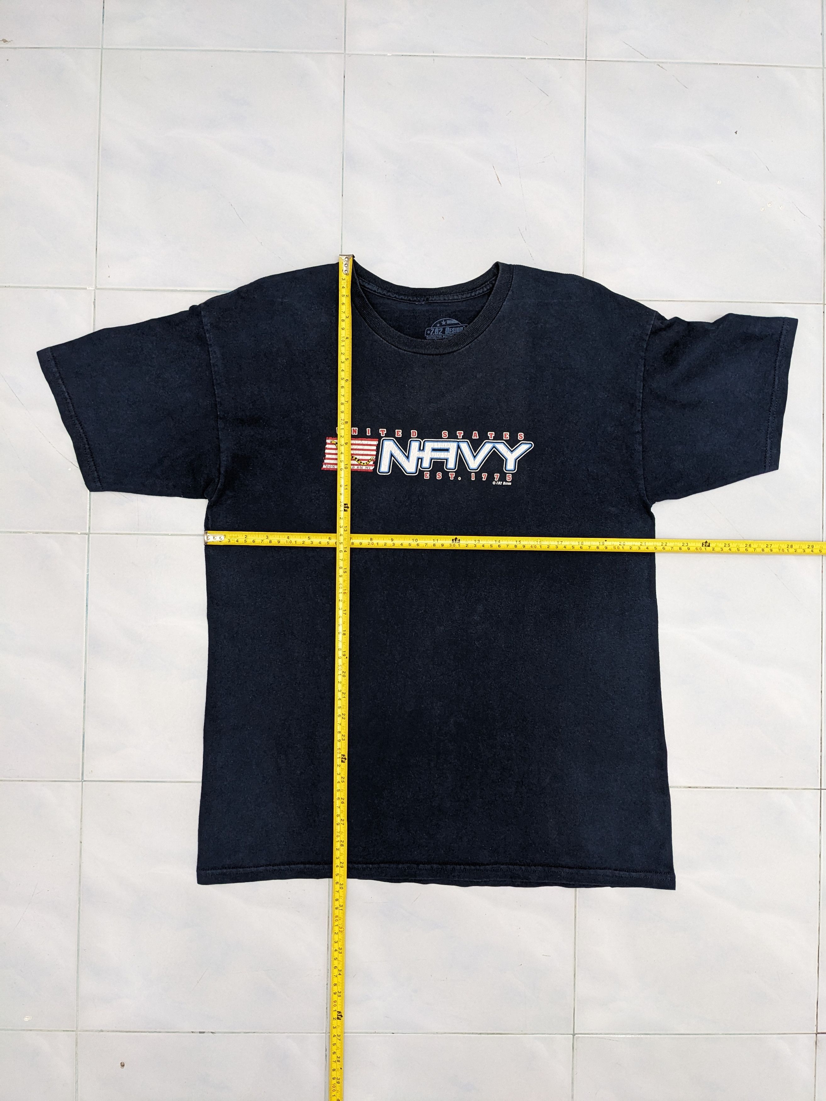 Vintage UNITED STATES NAVY 7.62 DESIGN TSHIRT Size US L / EU 52-54 / 3 - 8 Thumbnail
