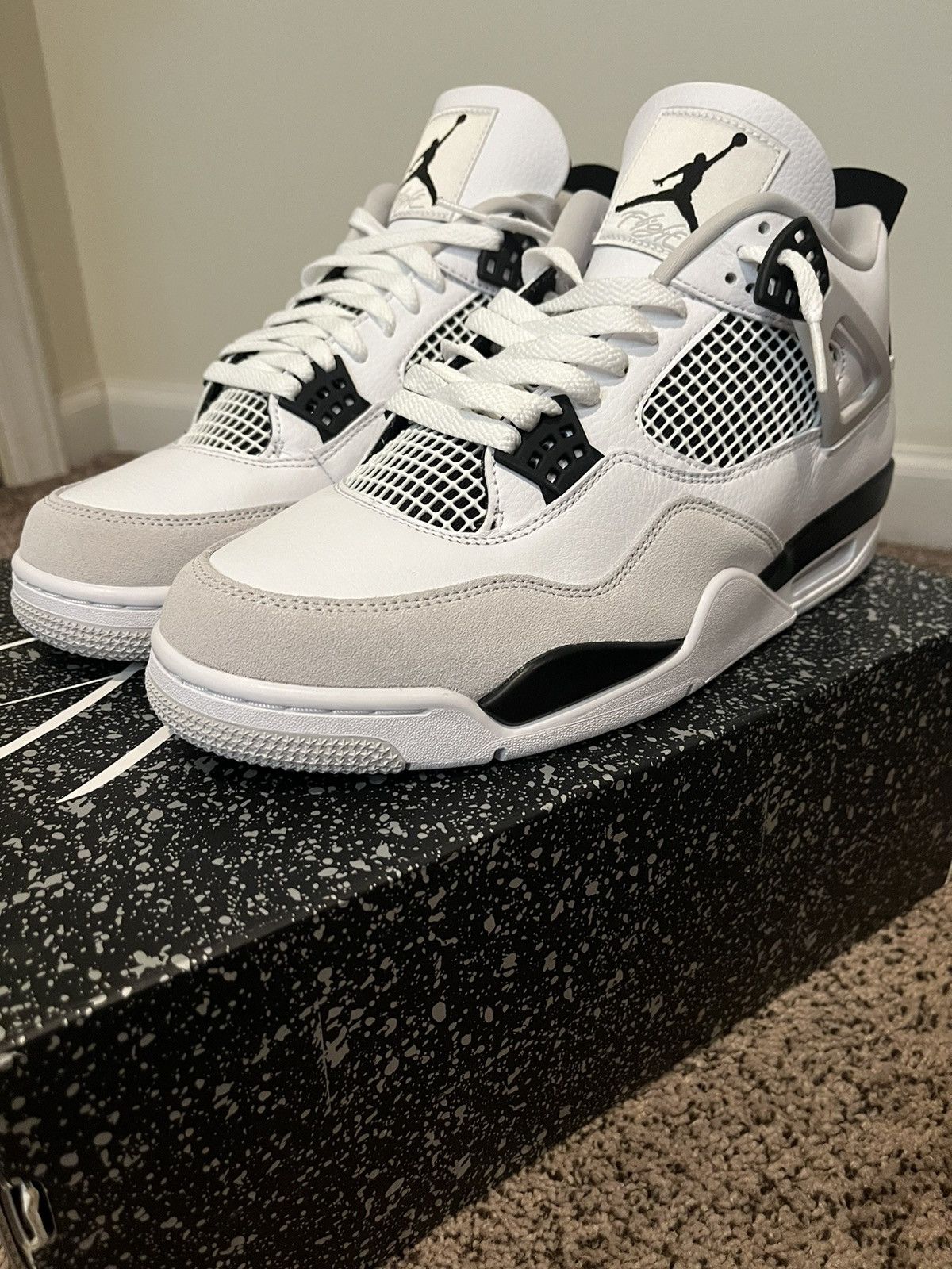Jordan Brand Jordan 4 Military Black Size US 11.5 / EU 44-45 - 3 Thumbnail