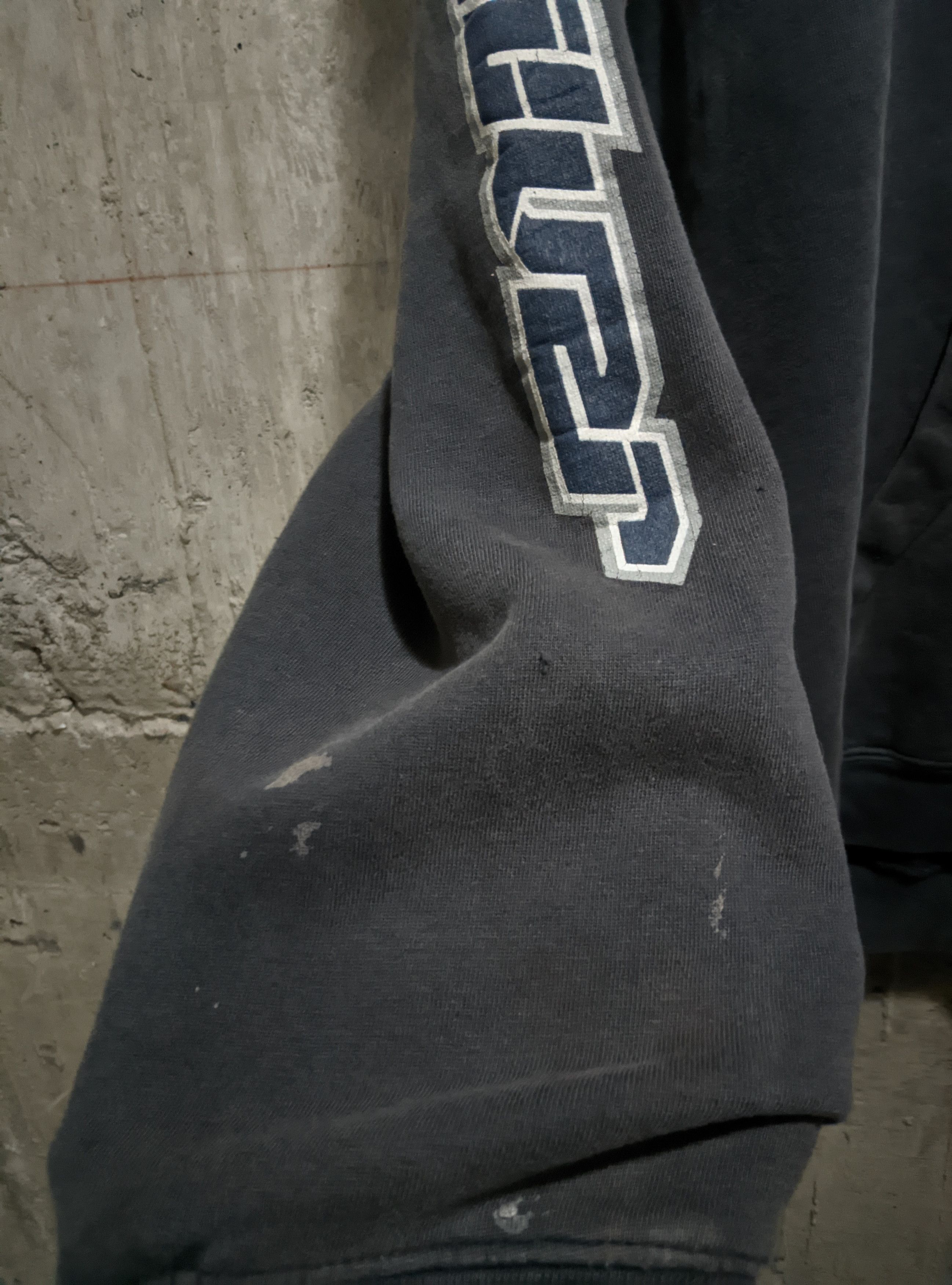 Vintage Vintage 90s quiksilver distressed y2k surf hoodie Size US XL / EU 56 / 4 - 16 Thumbnail