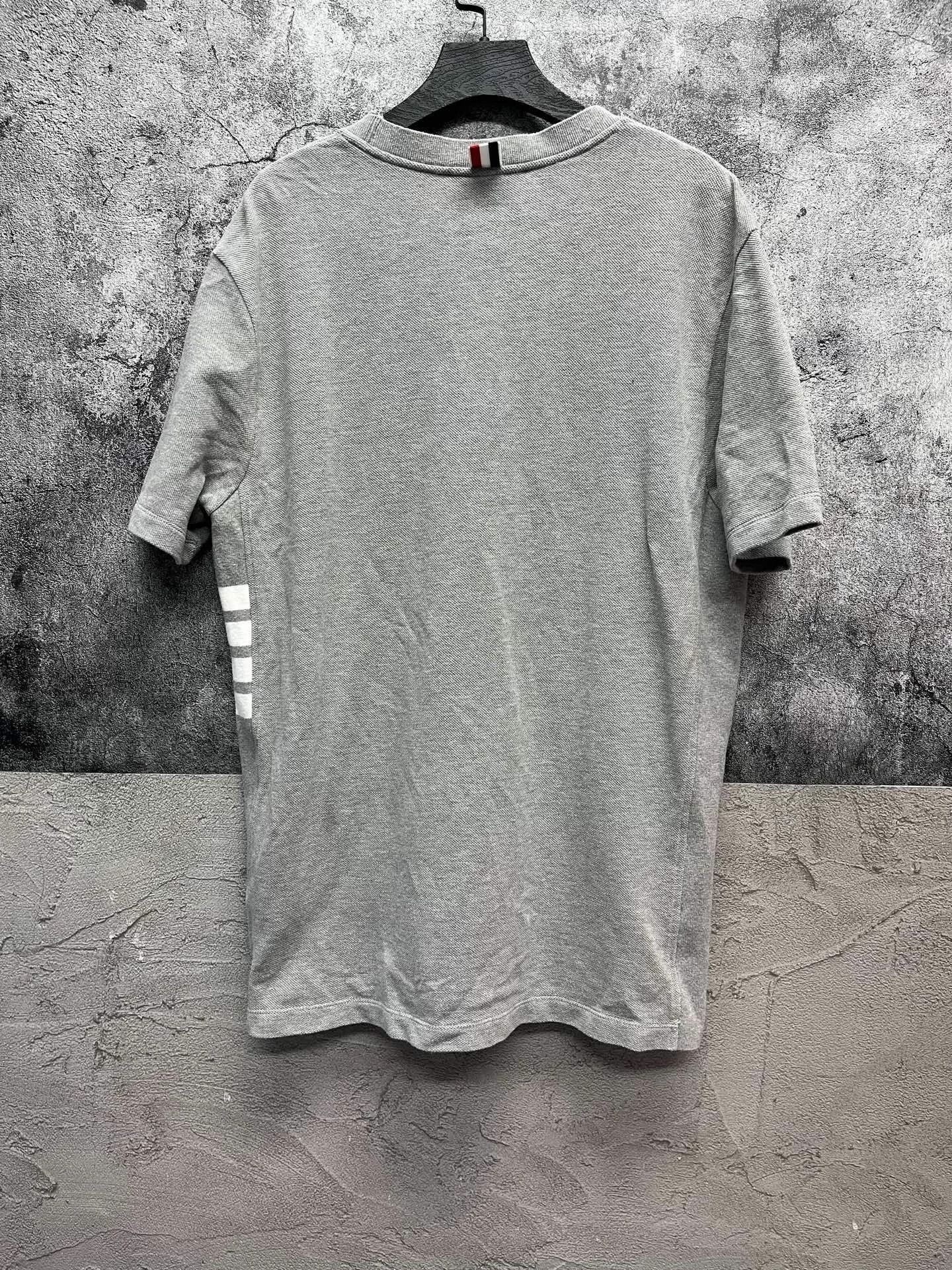 Thom Browne Thom Browne Classic 4-Bar SS 3 99 New Size US L / EU 52-54 / 3 - 2 Thumbnail