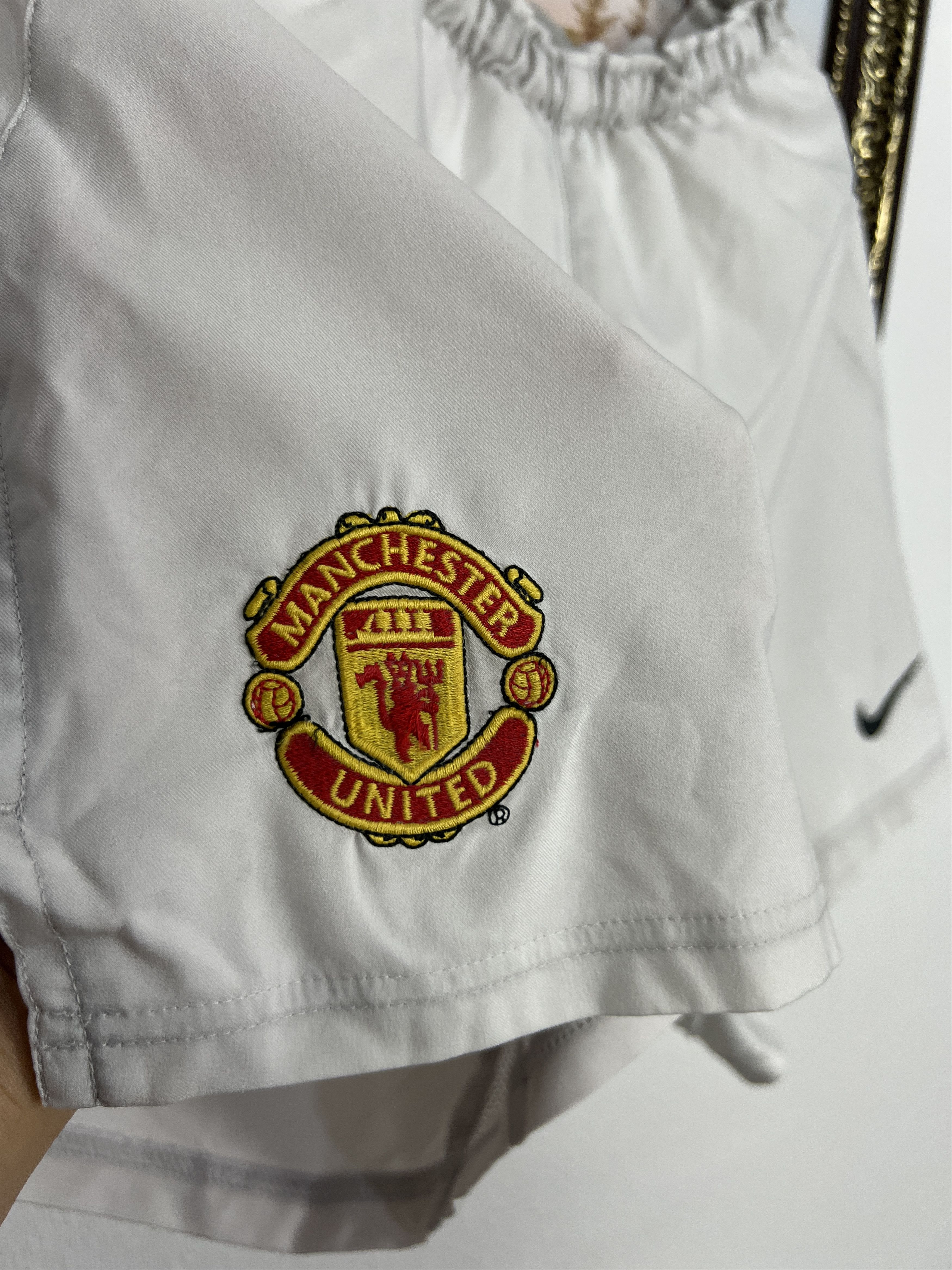Nike Vintage Manchester United Football Shorts Soccer Athletic Size US 30 / EU 46 - 4 Thumbnail