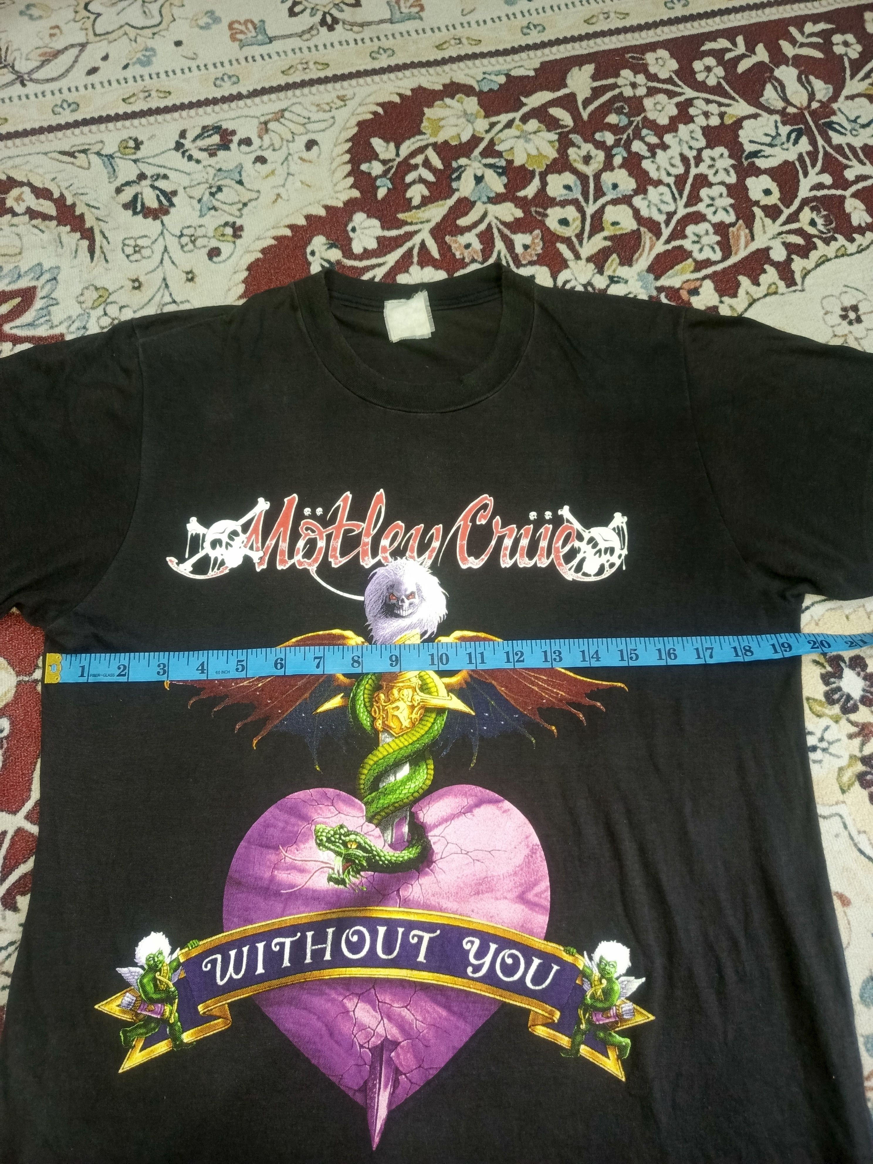 Vintage Vintage 1989 MOTLEY CRUE Size US M / EU 48-50 / 2 - 8 Thumbnail