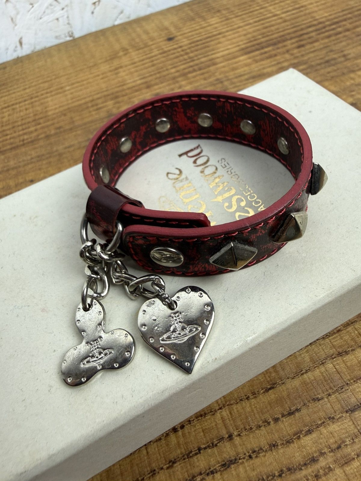Vivienne Westwood Vivienne Westwood Studded Charm Orb Leather Bracelet SS03 Size ONE SIZE - 1 Thumbnail