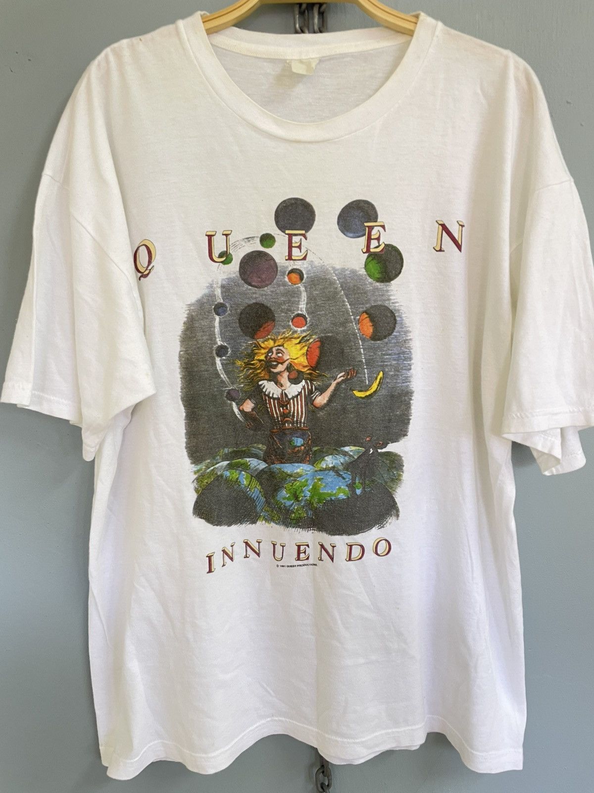 Band Tees Vintage 90s Queen Innuendo Studio Album promo t shirt Size US XL / EU 56 / 4 - 3 Thumbnail