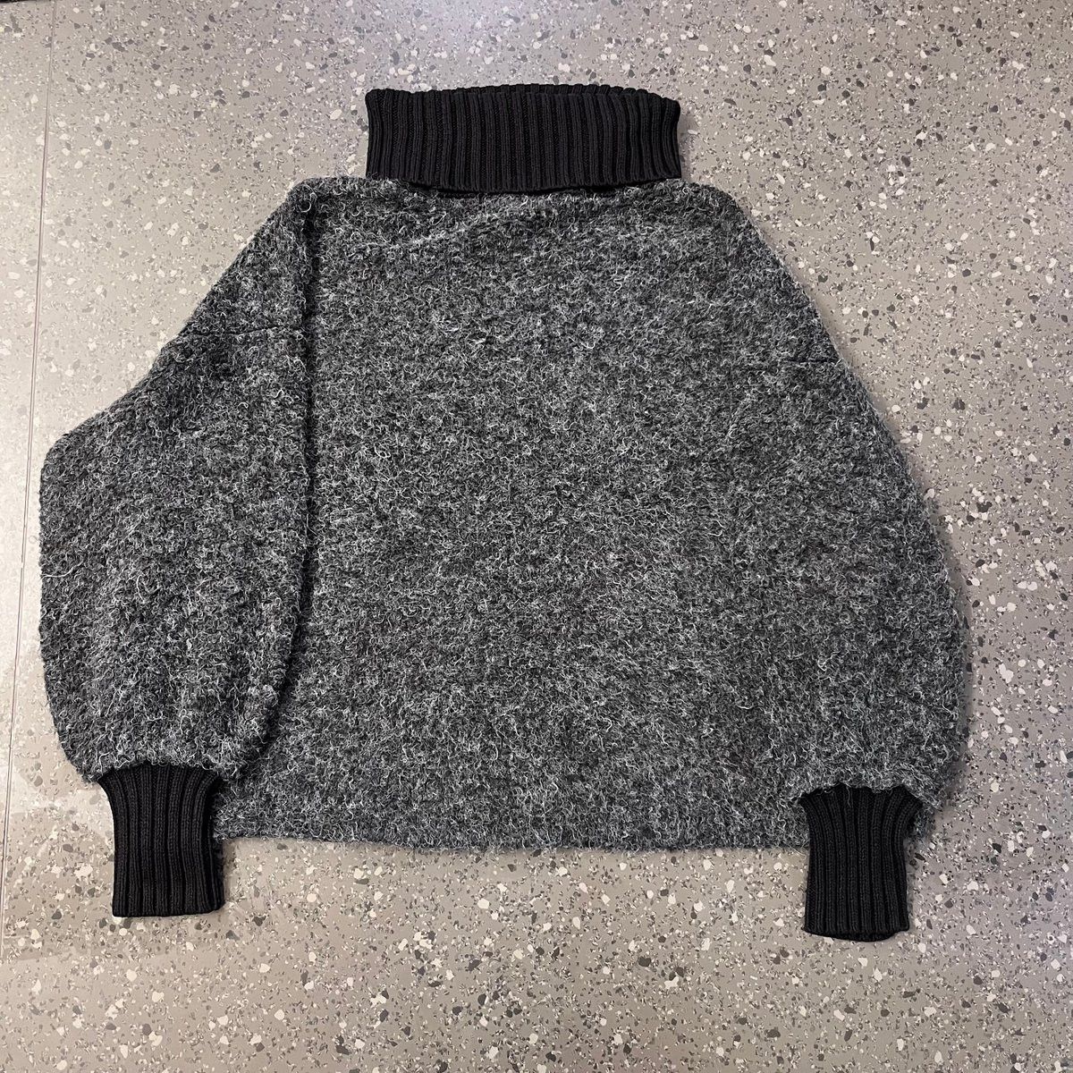 Japanese Brand Free People Grey Turtleneck Sweater Black Ribbed Trim Size US S / EU 44-46 / 1 - 3 Thumbnail