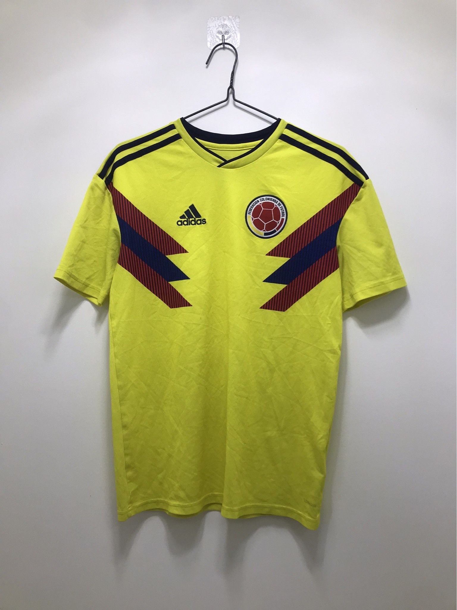 Other Colombia 2018-2019 (2018 FIFA World Cup) Size US M / EU 48-50 / 2 - 1 Thumbnail