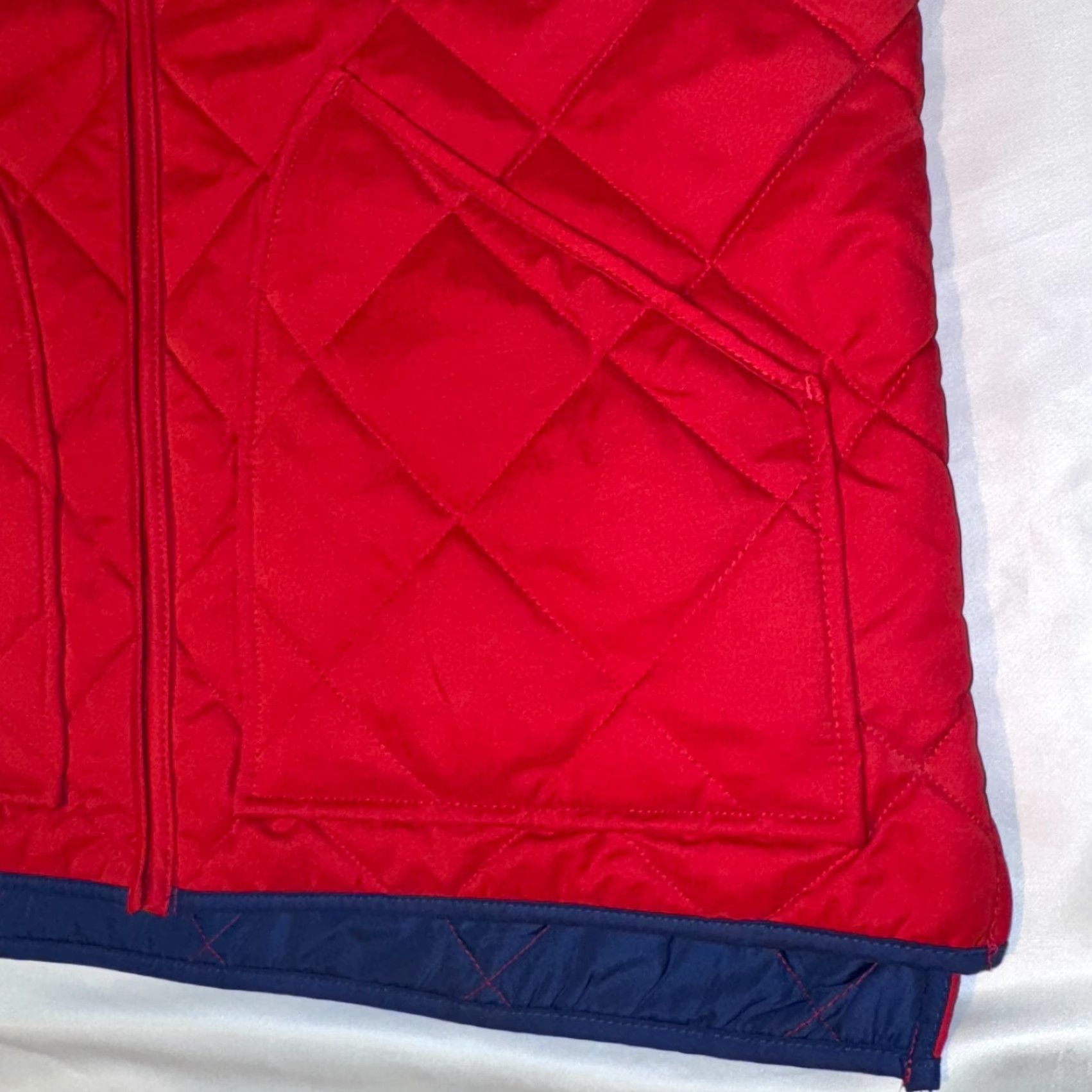 Vintage Crown & Ivy Quilted Full Zip Vest Mens M Red & Blue Golf Sport Jacket Hiking Shirt Size US M / EU 48-50 / 2 - 4 Thumbnail