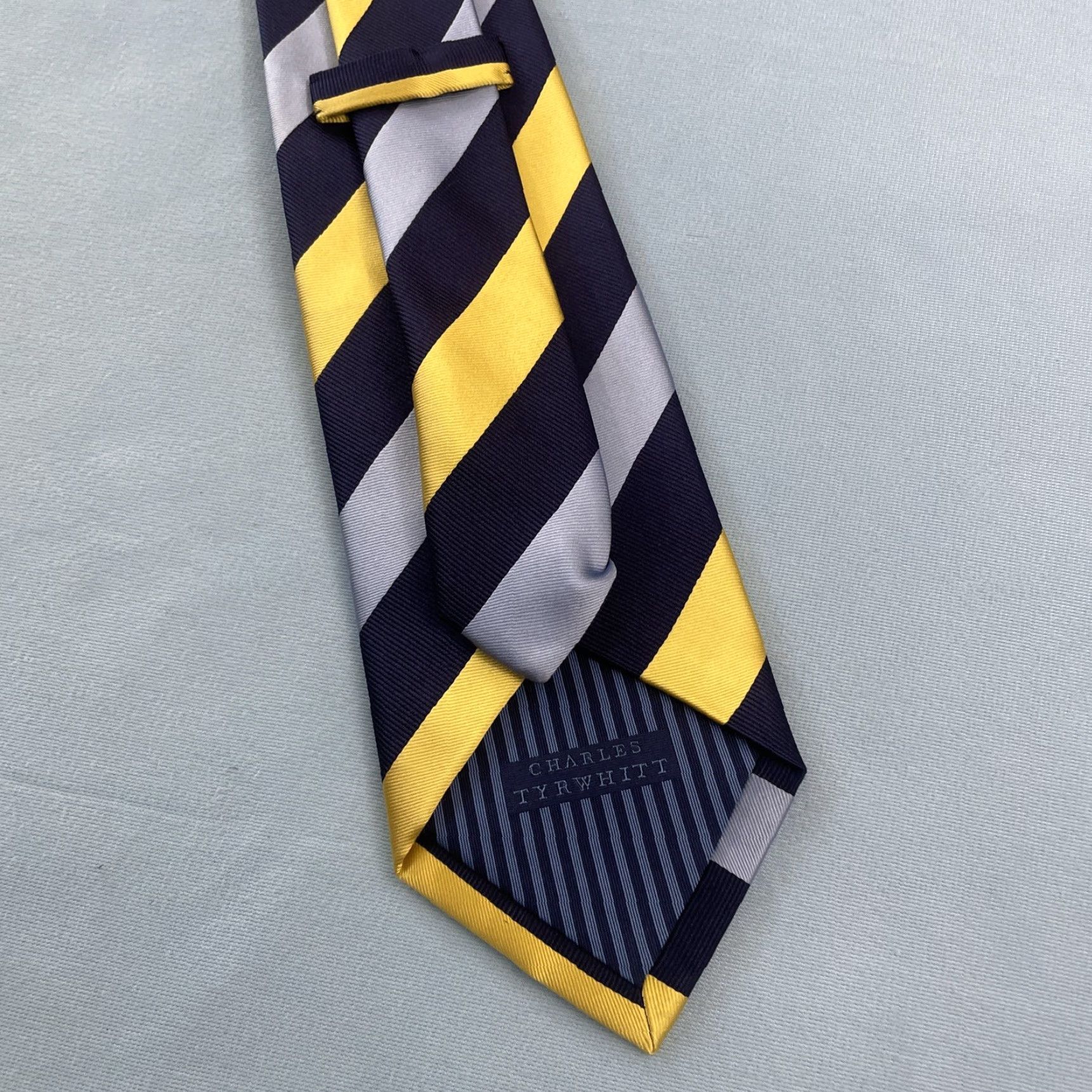 Charles Tyrwhitt VINTAGE Charles Tyrwhitt Jermyn Street Silk Tie Blue Yellow Necktie England 3.5x61 Read Silk Tie Blue Yellow Necktie England 3.5x61 Read Size ONE SIZE - 4 Thumbnail