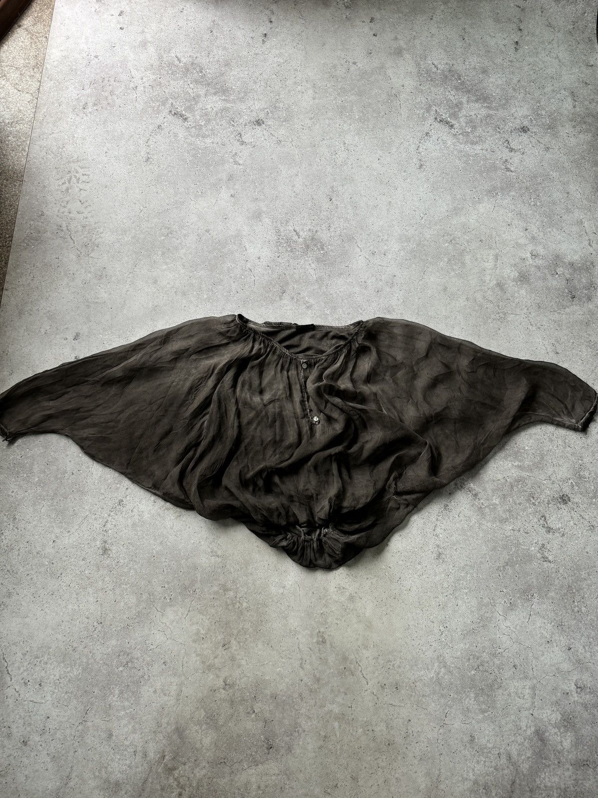Issey Miyake × Japanese Brand × Undercover Vintage Bat Longsleeve Poncho Transparent Sleeveless Size US S / EU 44-46 / 1 - 1 Thumbnail