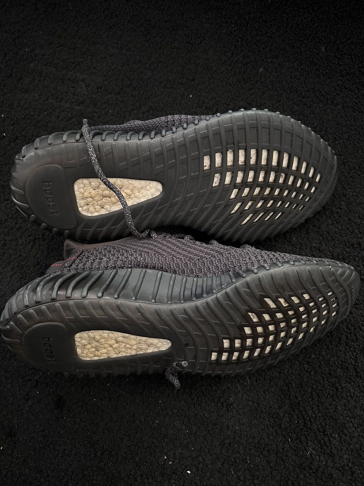 Yeezy Yeezy 350 v2 non reflective Size US 10 / EU 43 - 4 Thumbnail